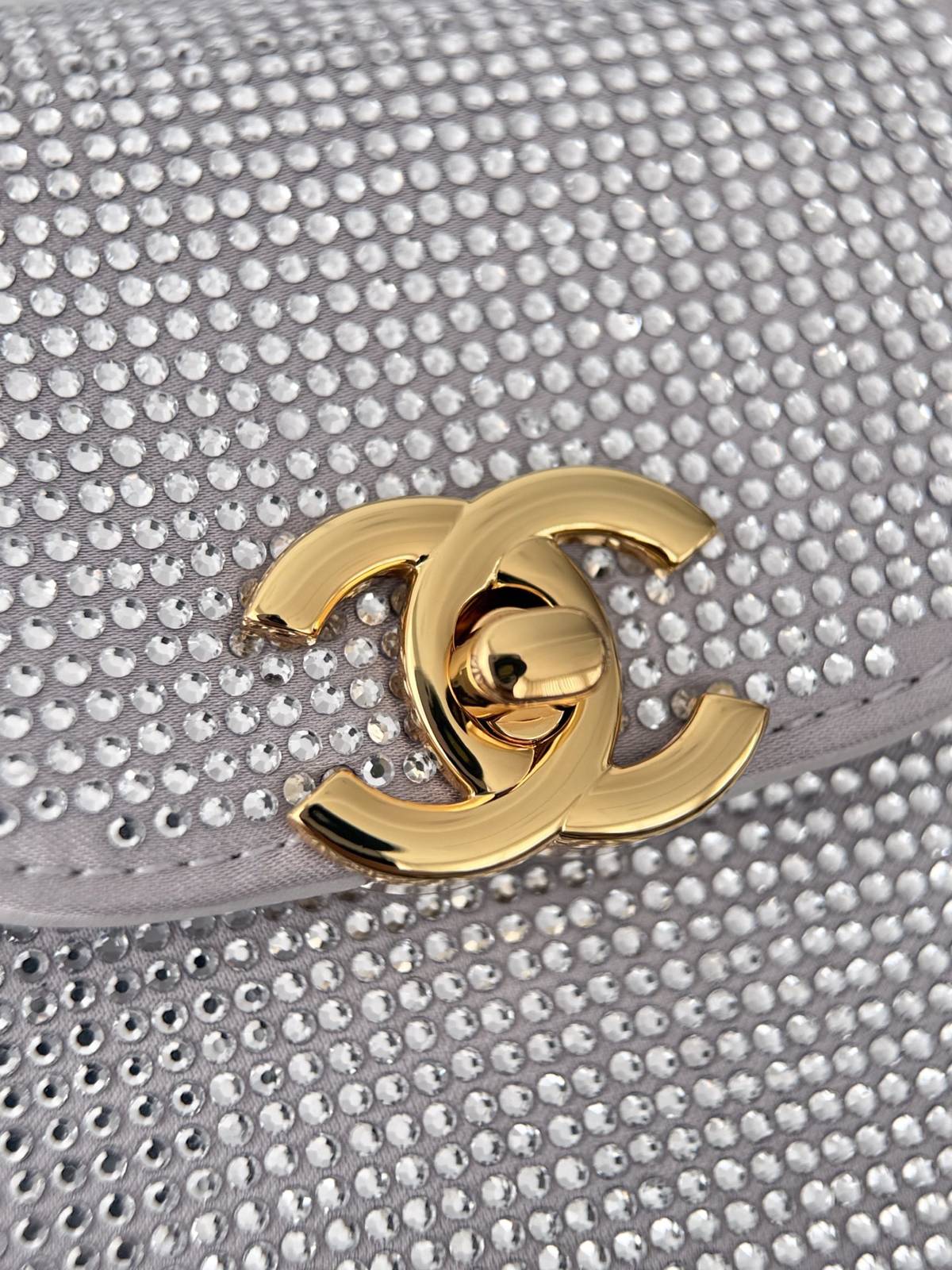 シャネル CHANEL マトラッセ フラップバッグ ブラック ゴールド金具 2WAY チェーンショルダー ハンドバッグ - 画像 17