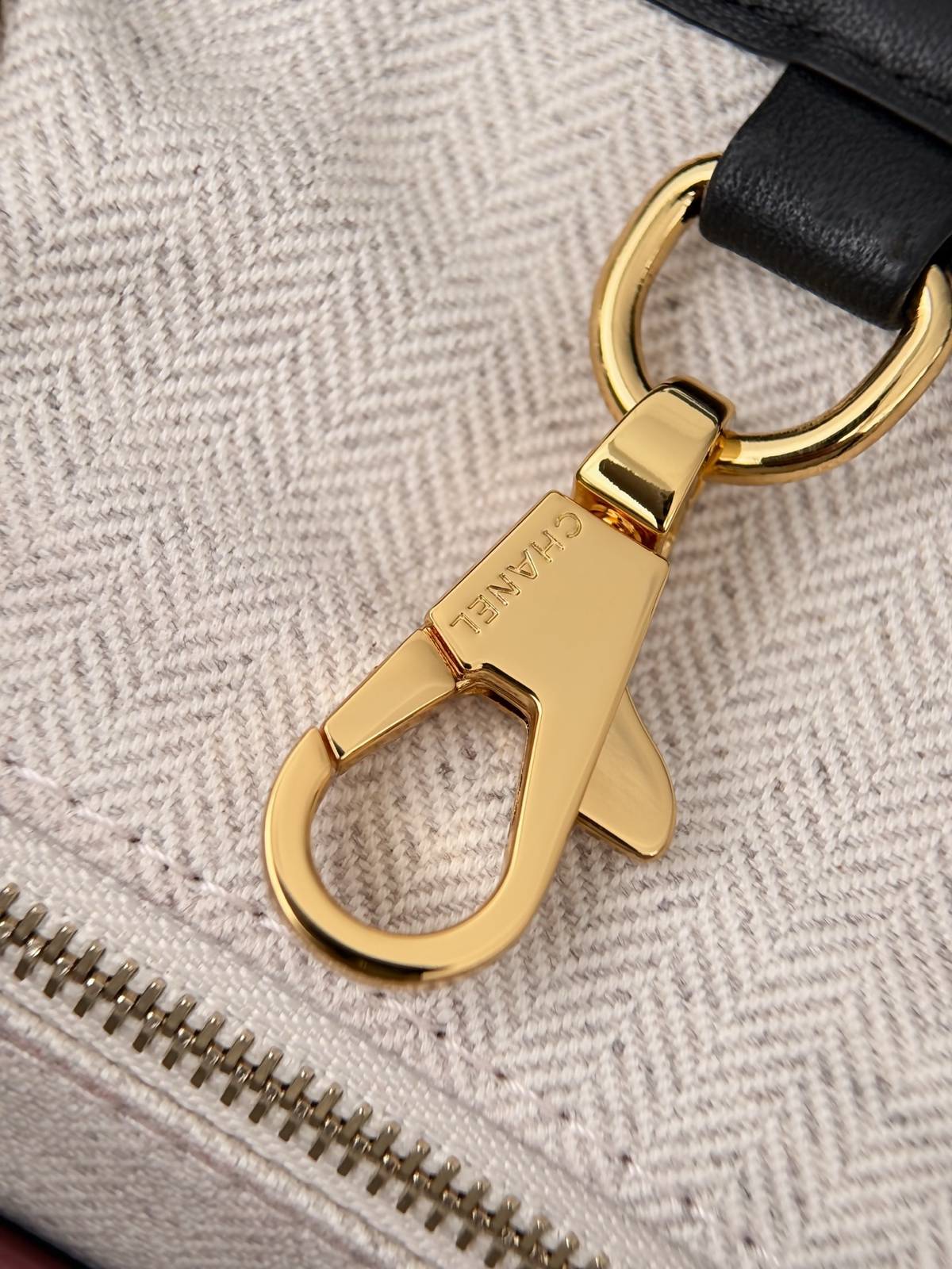 シャネル CHANEL マトラッセ トートバッグ レザー編み込みチェーン ゴールド金具 ブラック ベージュ レッド - 画像 5