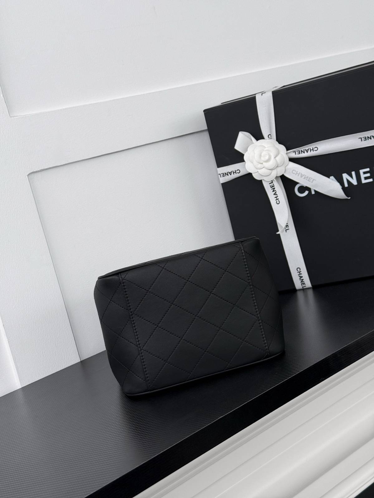 シャネル CHANEL マトラッセ トートバッグ レザー編み込みチェーン ゴールド金具 ブラック ベージュ レッド - 画像 8