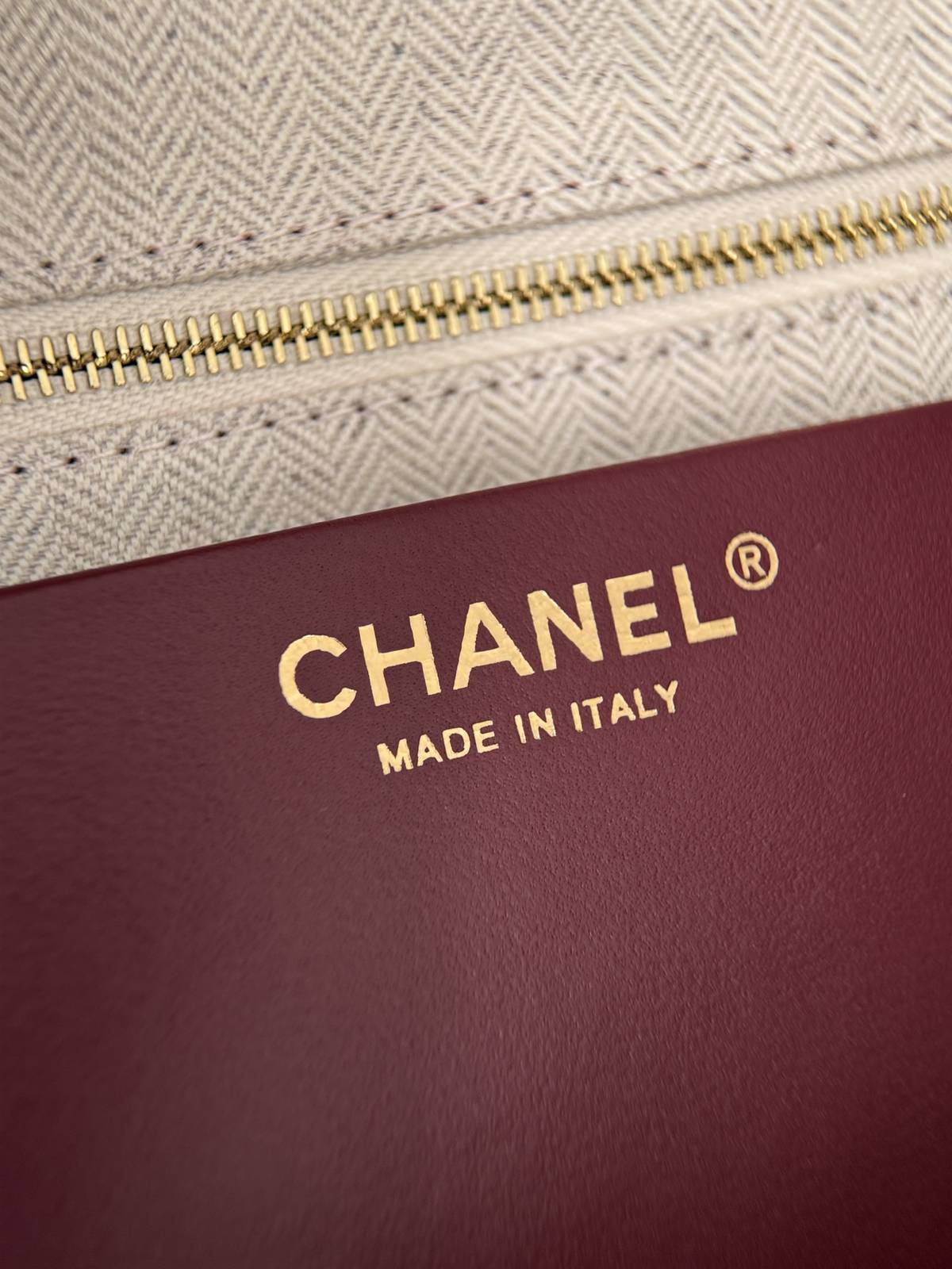 シャネル CHANEL マトラッセ トートバッグ レザー編み込みチェーン ゴールド金具 ブラック ベージュ レッド - 画像 12