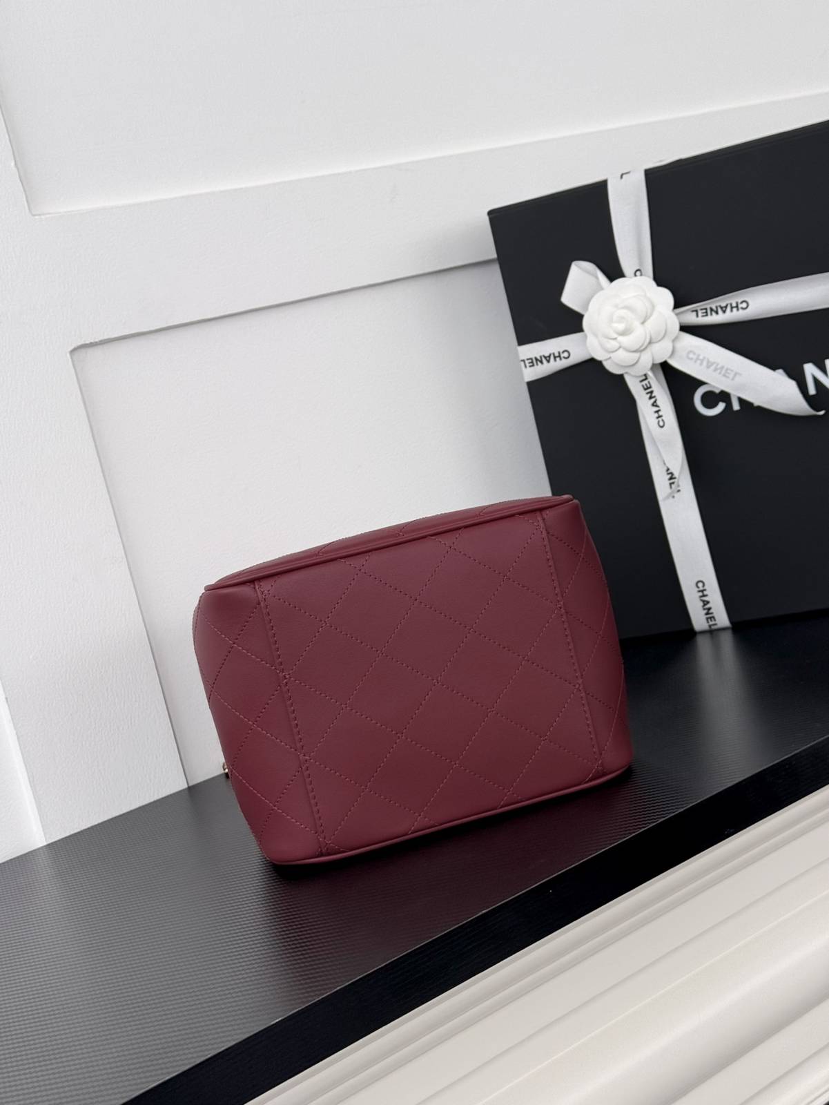 シャネル CHANEL マトラッセ トートバッグ レザー編み込みチェーン ゴールド金具 ブラック ベージュ レッド - 画像 18