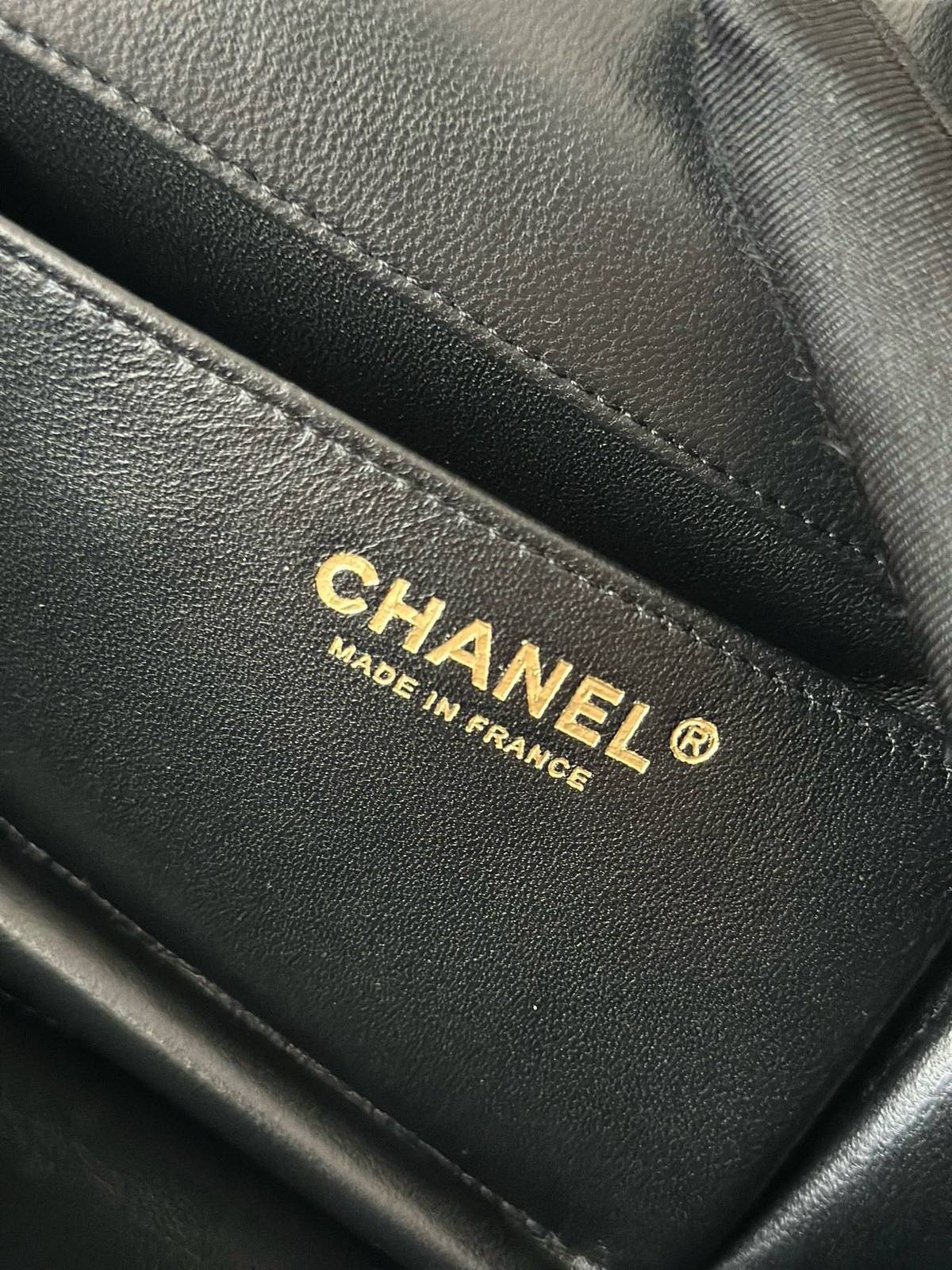 シャネル CHANEL マトラッセ キャビアスキン フラップバッグ ブラック ゴールド金具 ターンロック レディース - 画像 5