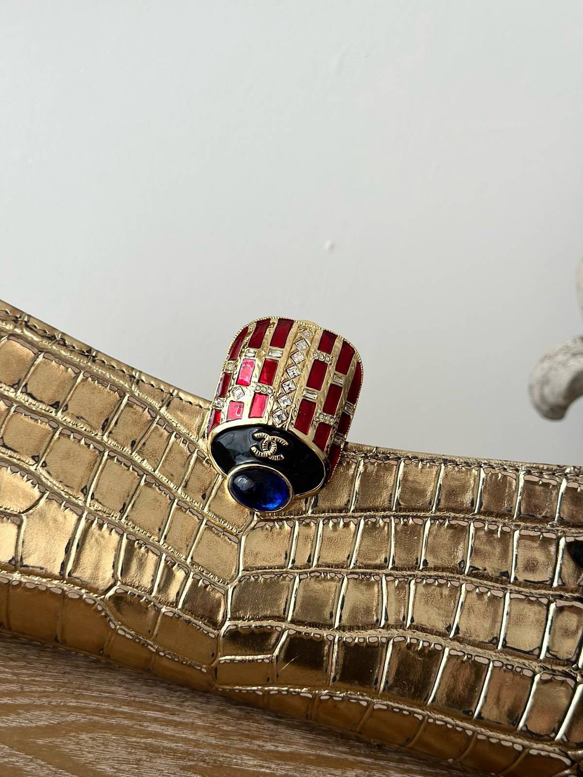 シャネル CHANEL マトラッセ キャビアスキン フラップバッグ ブラック ゴールド金具 ターンロック レディース - 画像 14