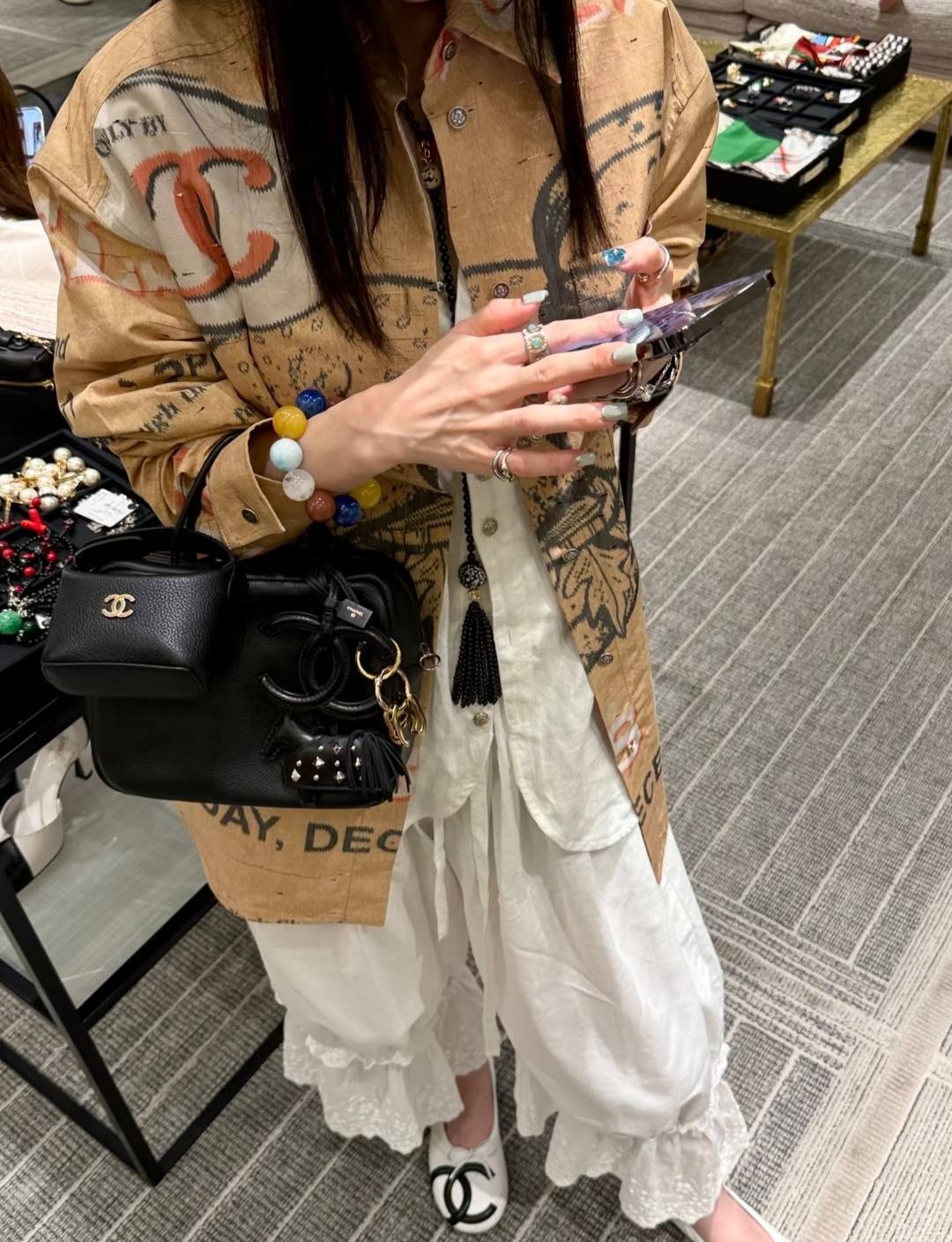 CHANEL シャネル マトラッセ チェーンショルダーバッグ ラムスキン ゴールド金具 ブラック レディース - 画像 3