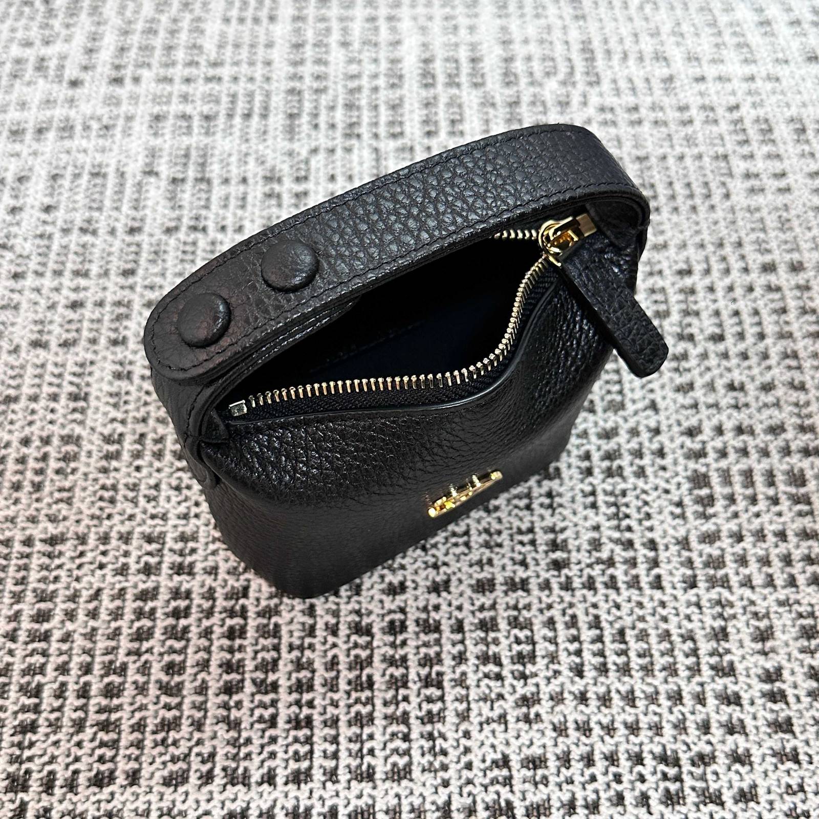 CHANEL シャネル マトラッセ チェーンショルダーバッグ ラムスキン ゴールド金具 ブラック レディース - 画像 12