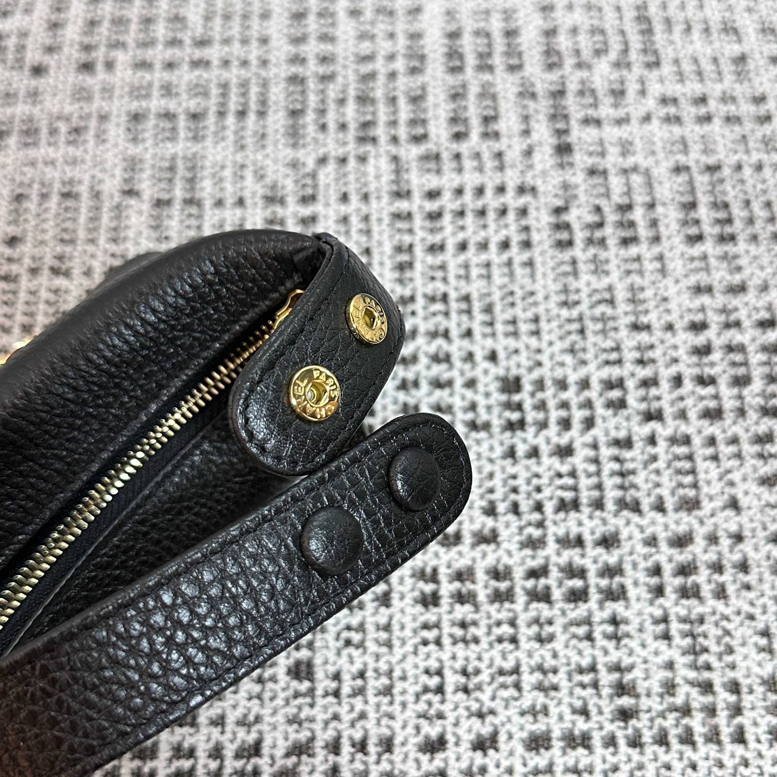 CHANEL シャネル マトラッセ チェーンショルダーバッグ ラムスキン ゴールド金具 ブラック レディース - 画像 13
