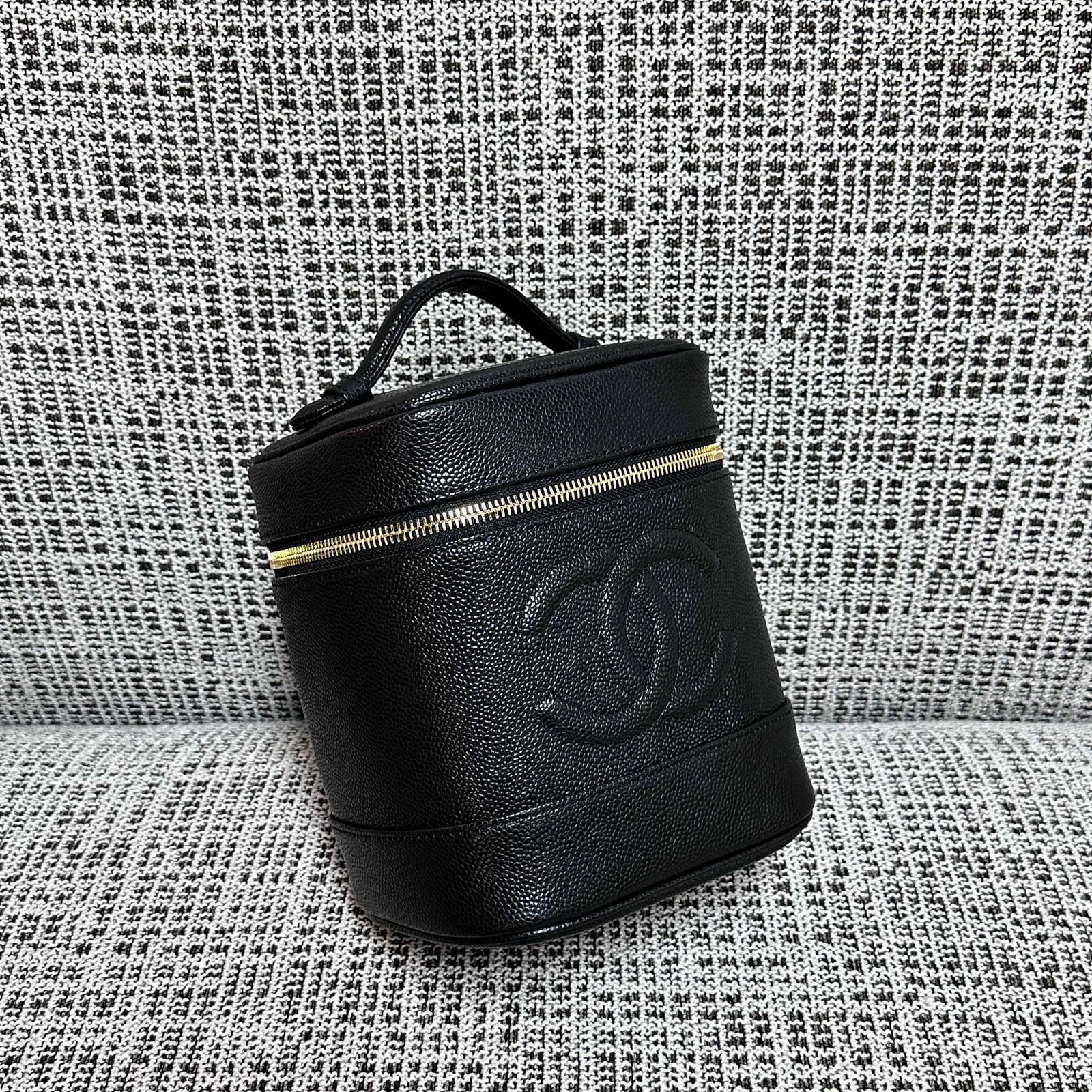 シャネル CHANEL マトラッセ バニティバッグ ブラック ゴールド金具 レディース - 画像 11