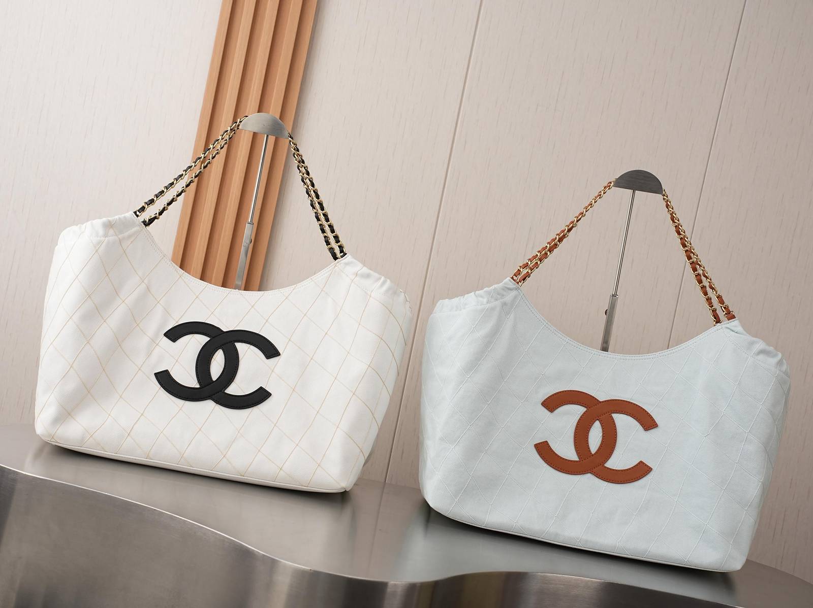 シャネル CHANEL 6131 ココマーク マトラッセ チェーンショルダーバッグ ホワイト ゴールド金具 ショルダーバ
