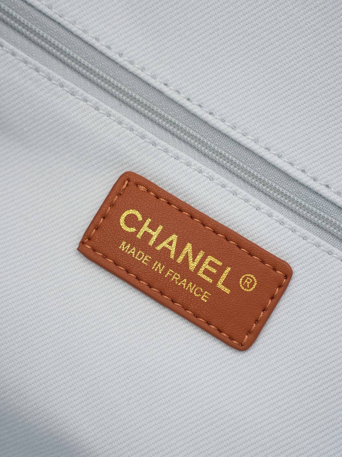 シャネル CHANEL 6131 ココマーク マトラッセ チェーンショルダーバッグ ホワイト ゴールド金具 ショルダーバ - 画像 3