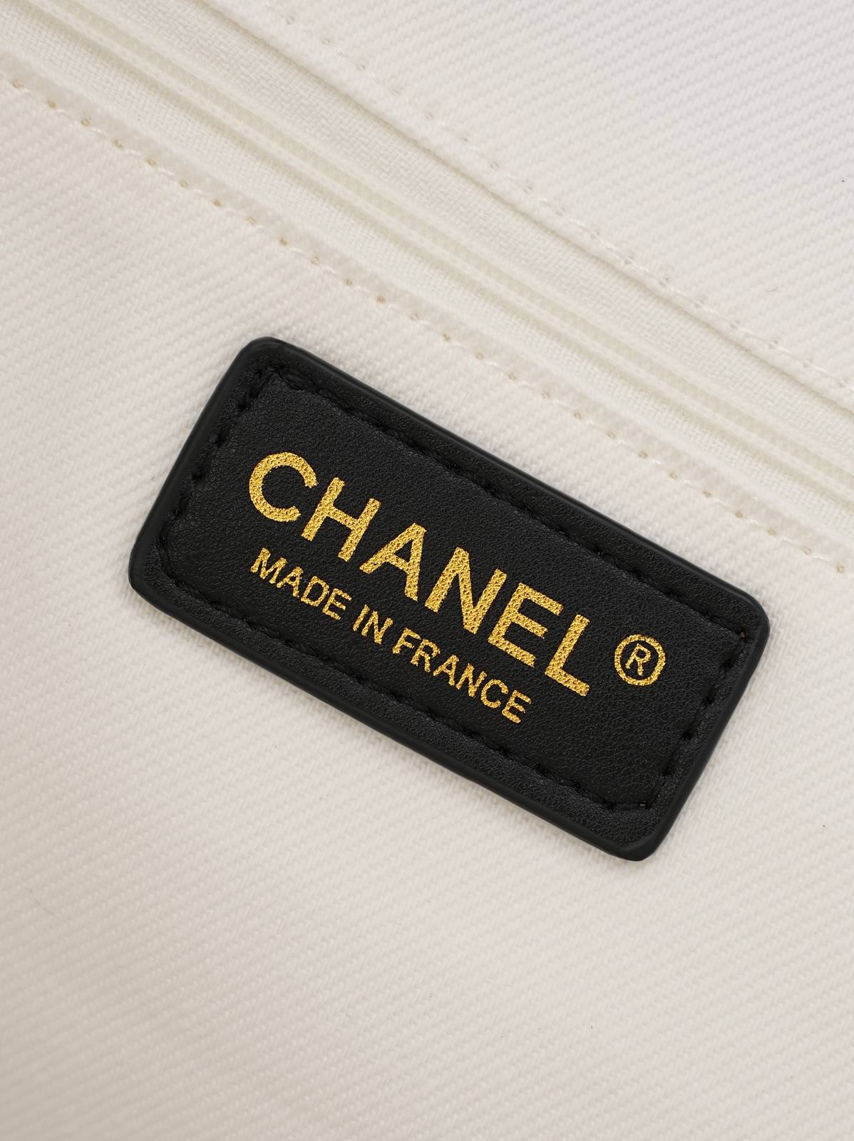 シャネル CHANEL 6131 ココマーク マトラッセ チェーンショルダーバッグ ホワイト ゴールド金具 ショルダーバ - 画像 12