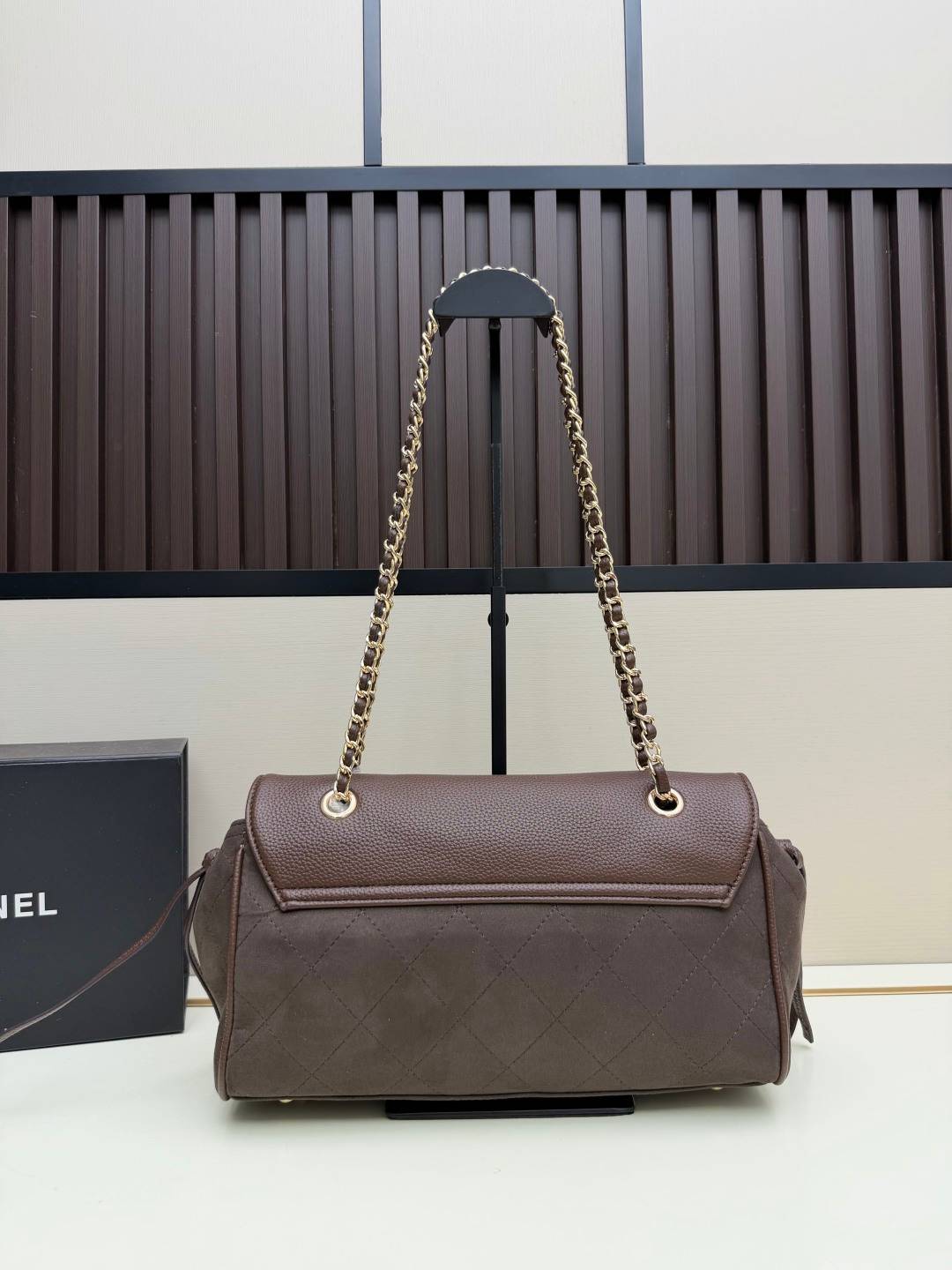 シャネル CHANEL マトラッセ フラップバッグ キャビアスキン ゴールド金具 レザー編み込みチェーン 2WAY ブラ - 画像 20