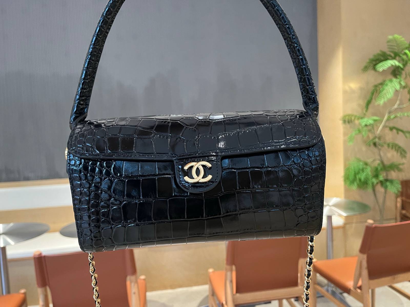 シャネル CHANEL AS5294 キャビアスキン ボストンバッグ チェーンショルダー フラップバッグ ゴールド金具 - 画像 5