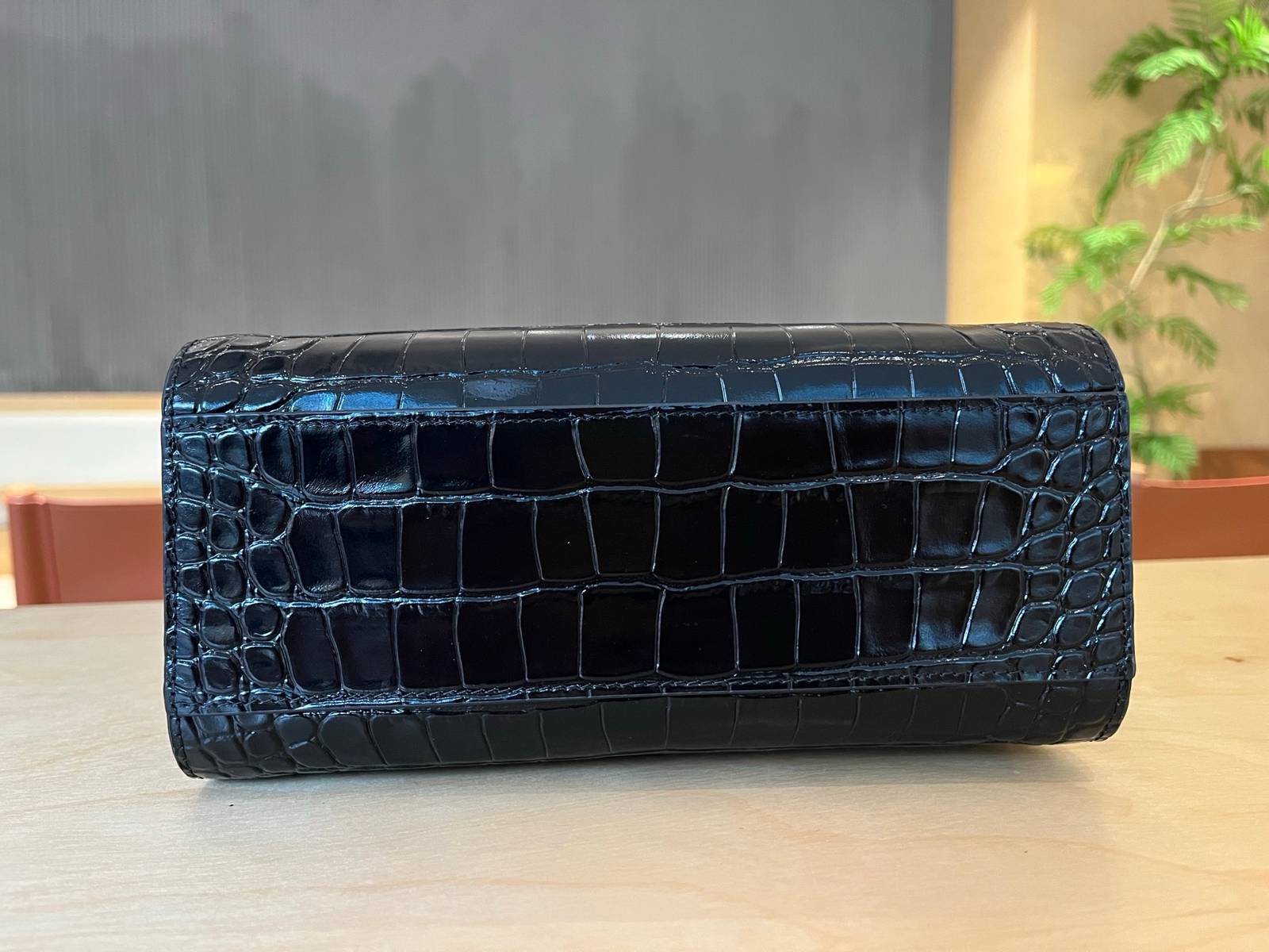 シャネル CHANEL AS5294 キャビアスキン ボストンバッグ チェーンショルダー フラップバッグ ゴールド金具 - 画像 6