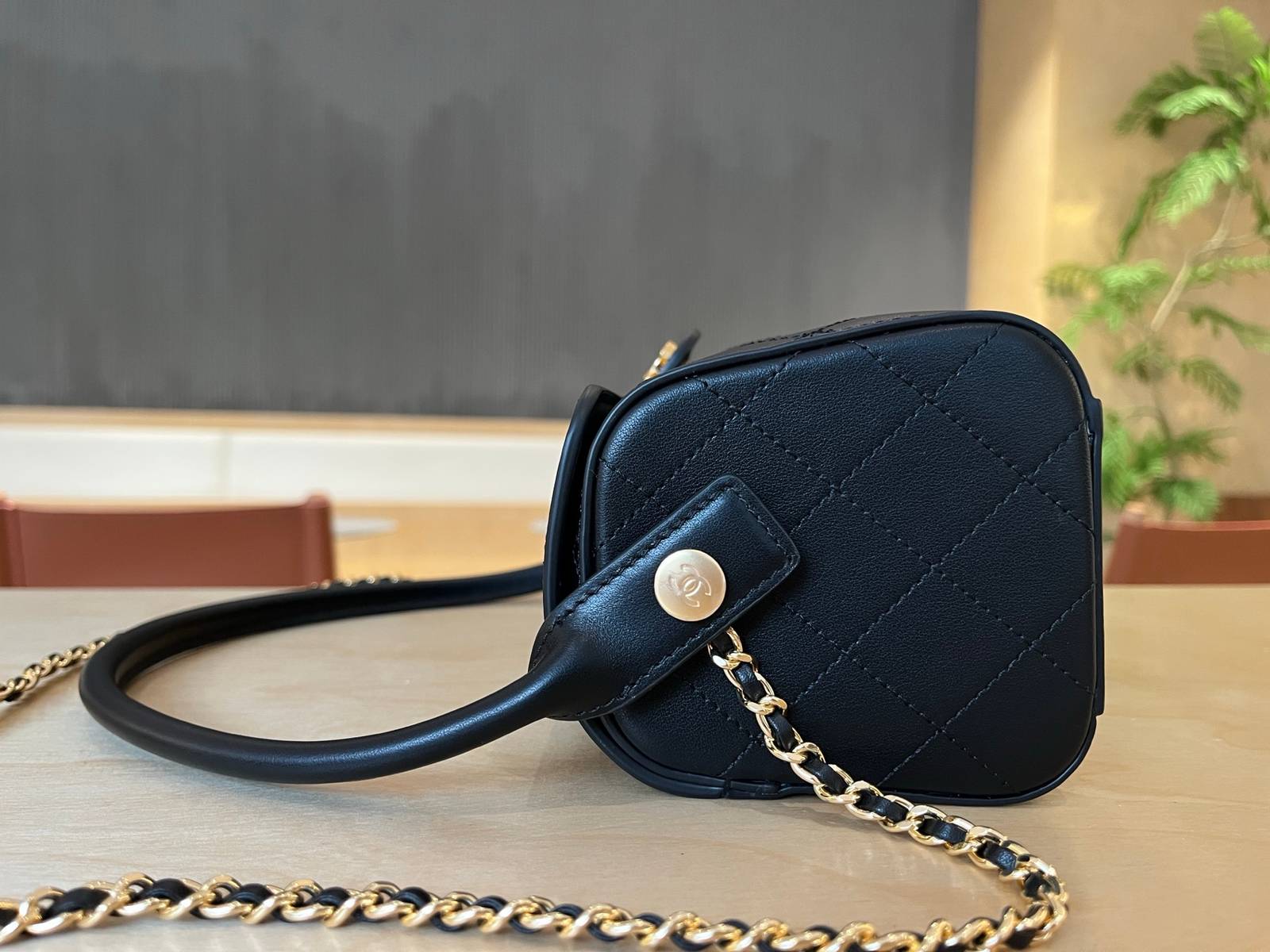 シャネル CHANEL AS5294 マトラッセ ラムスキン チェーンショルダーバッグ ゴールド金具 ブラック レディー - 画像 6