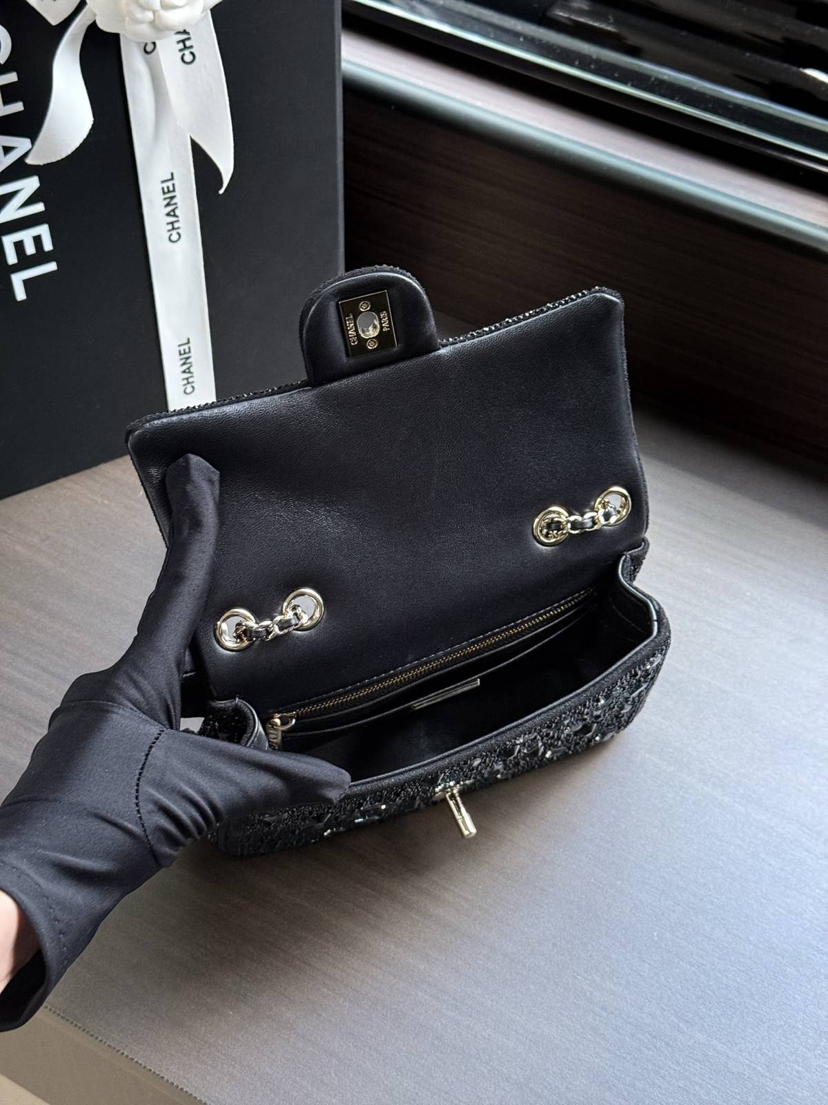 シャネル AS4297 滿鑽 マトラッセ フラップバッグ チェーンショルダー ゴールド金具 レディース - 画像 16