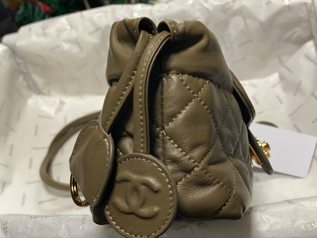 シャネル CHANEL マトラッセ ラムスキン フラップバッグ ゴールド金具 レザー編み込みチェーン ブラック ホワイト - 画像 15