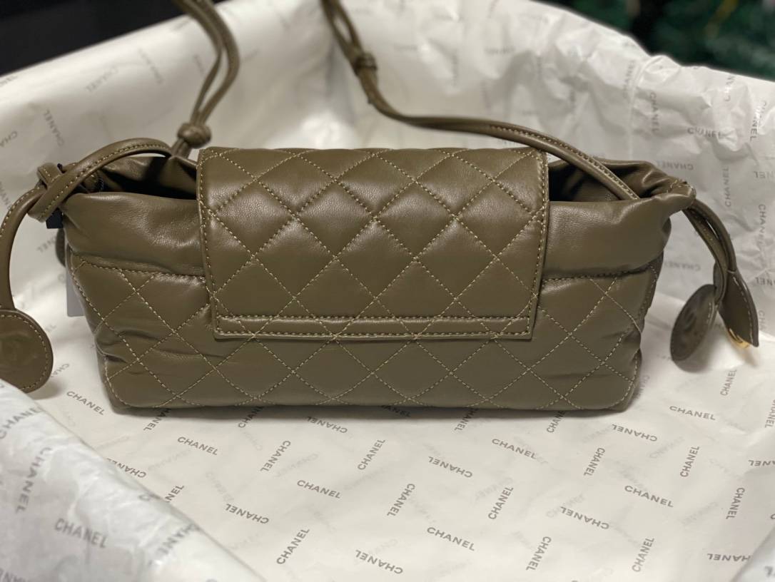 シャネル CHANEL マトラッセ ラムスキン フラップバッグ ゴールド金具 レザー編み込みチェーン ブラック ホワイト - 画像 16