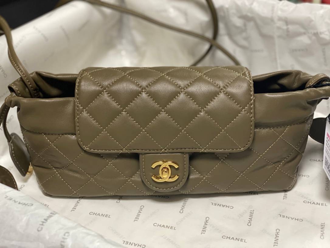 シャネル CHANEL マトラッセ ラムスキン フラップバッグ ゴールド金具 レザー編み込みチェーン ブラック ホワイト - 画像 18