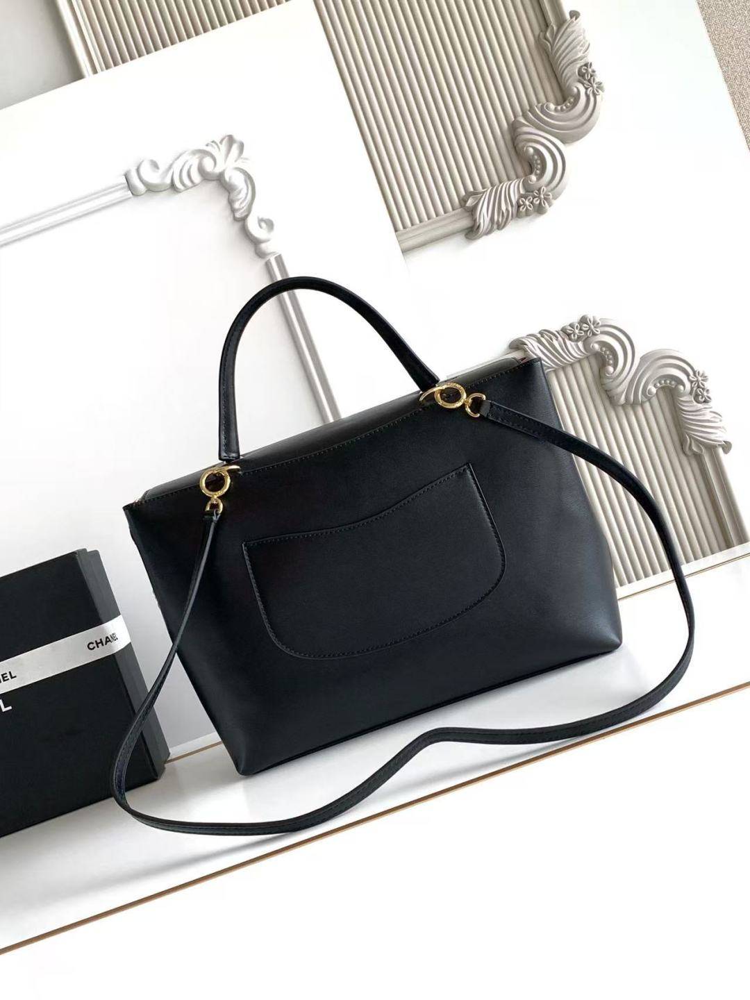 シャネル CHANEL マトラッセ マットキャビアスキン フラップバッグ チェーンショルダーバッグ ゴールド金具 ブラッ - 画像 9