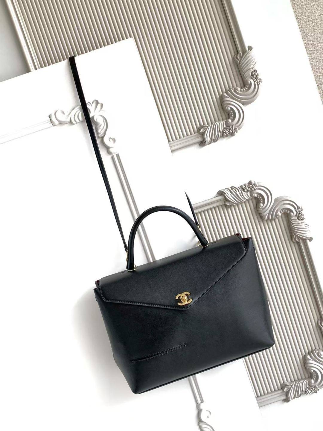 シャネル CHANEL マトラッセ マットキャビアスキン フラップバッグ チェーンショルダーバッグ ゴールド金具 ブラッ - 画像 11