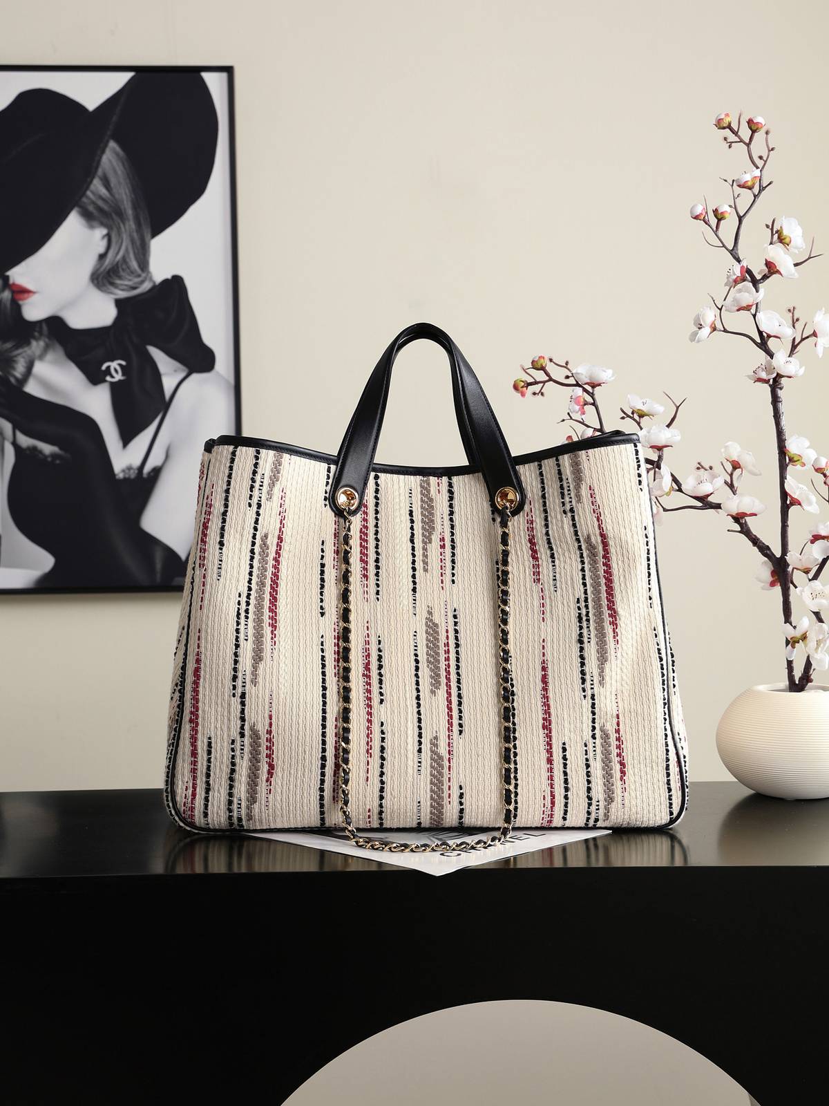 シャネル CHANEL マトラッセ トートバッグ キャビアスキン ゴールド金具 レザー編み込みチェーン ブラック - 画像 17