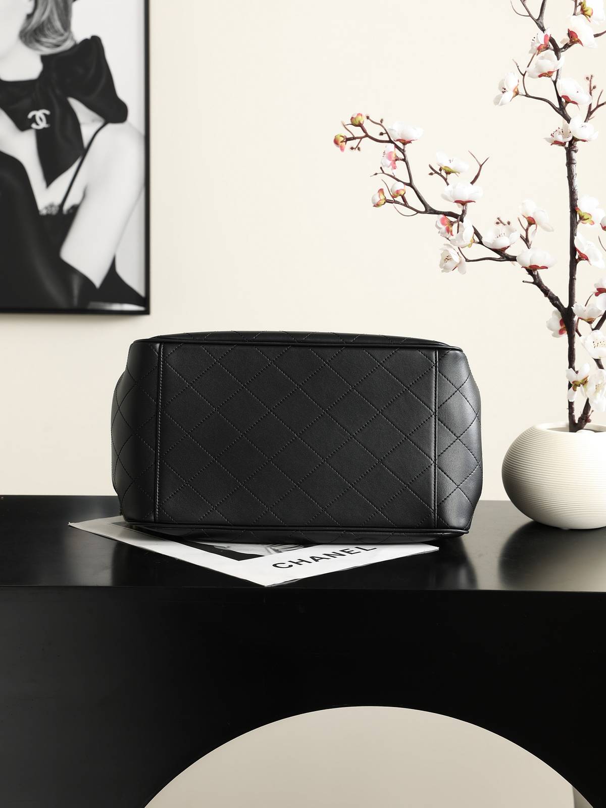 シャネル AS6200 中号 マトラッセ ローズレッド キャビアスキン チェーンショルダーバッグ ゴールド金具 レディー - 画像 6