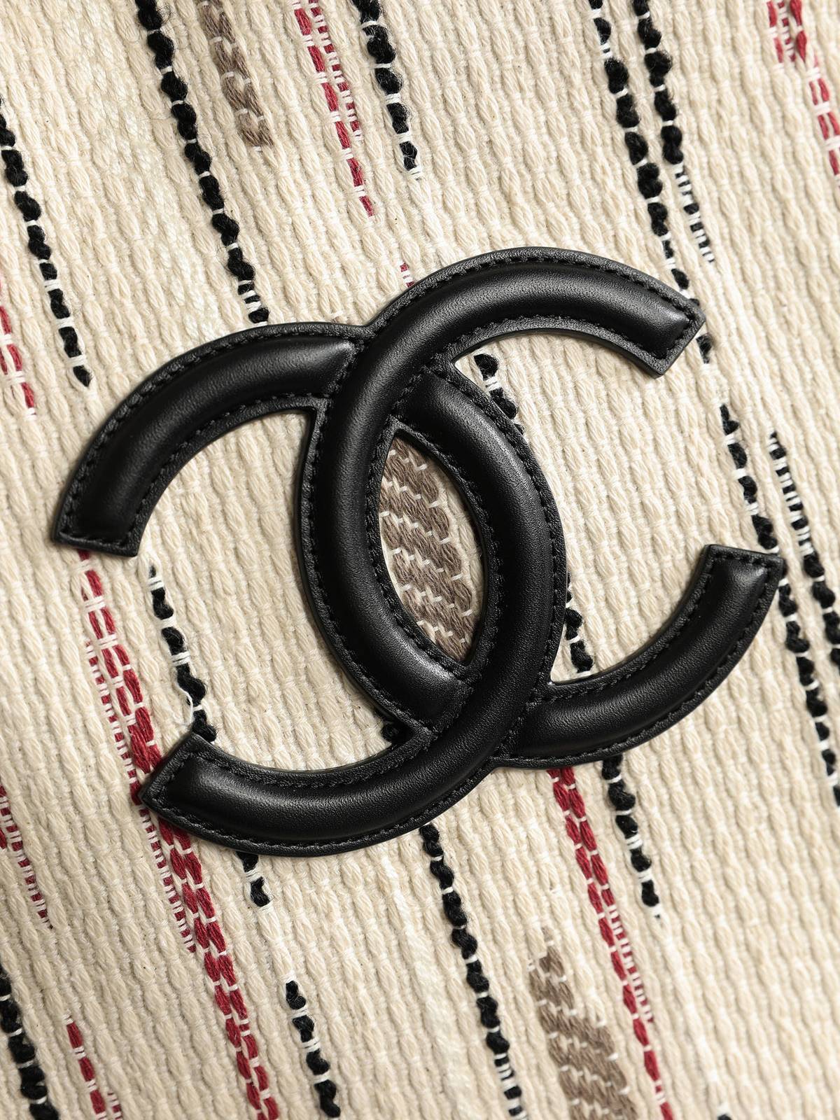 シャネル CHANEL 6200中号 マトラッセ チェーンショルダーバッグ ホワイト ブラック ゴールド金具 レディース - 画像 5