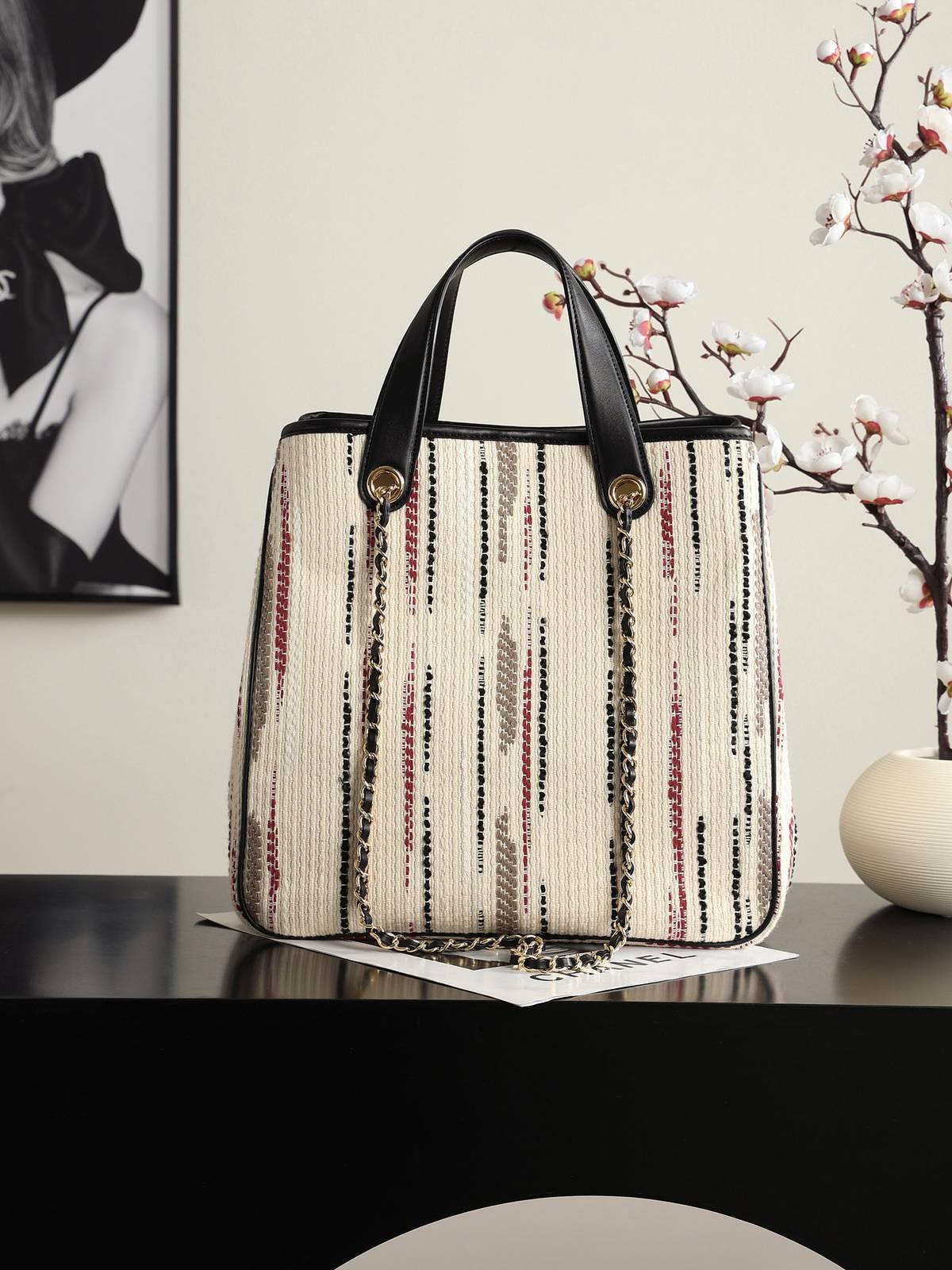 シャネル CHANEL 6200中号 マトラッセ チェーンショルダーバッグ ホワイト ブラック ゴールド金具 レディース - 画像 7