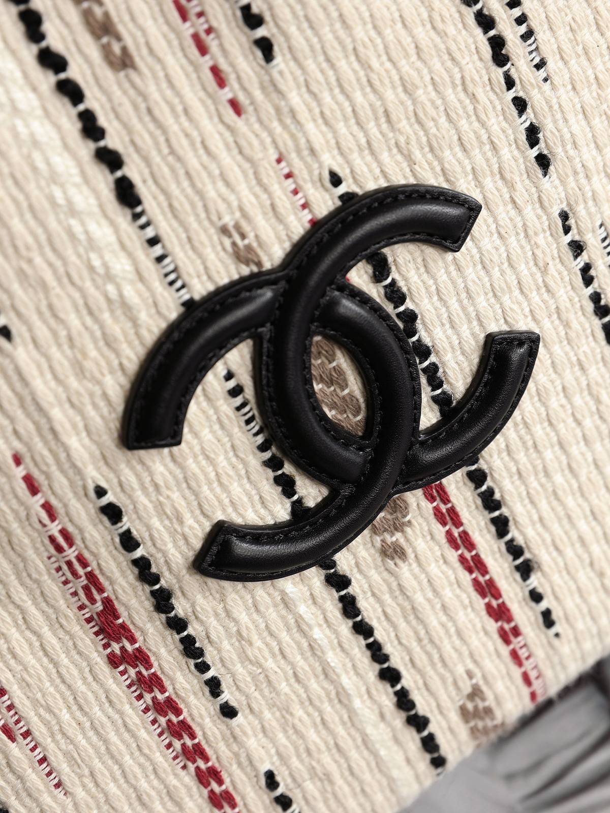 シャネル CHANEL 26B マトラッセ ミニトートバッグ ゴールド金具 レザー編み込みチェーン レディース ブラック - 画像 4
