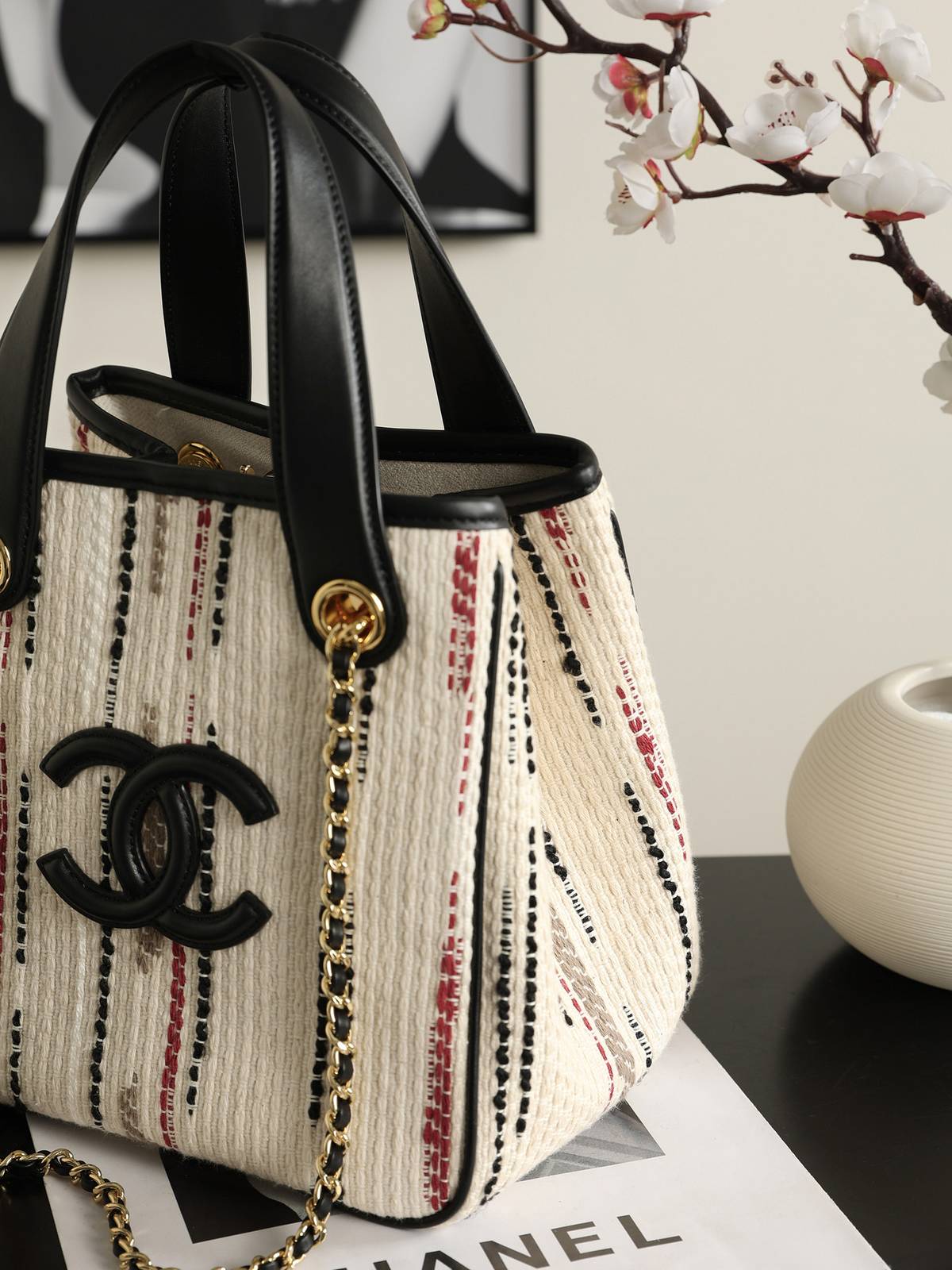 シャネル CHANEL 26B マトラッセ ミニトートバッグ ゴールド金具 レザー編み込みチェーン レディース ブラック - 画像 5