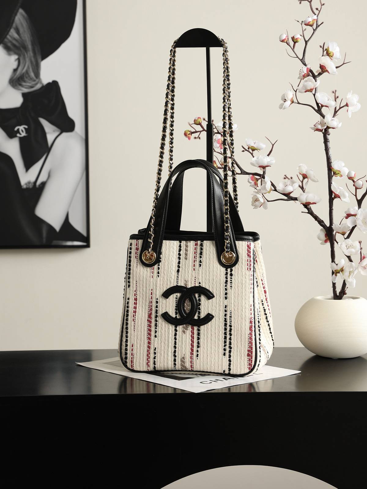 シャネル CHANEL 26B マトラッセ ミニトートバッグ ゴールド金具 レザー編み込みチェーン レディース ブラック - 画像 8