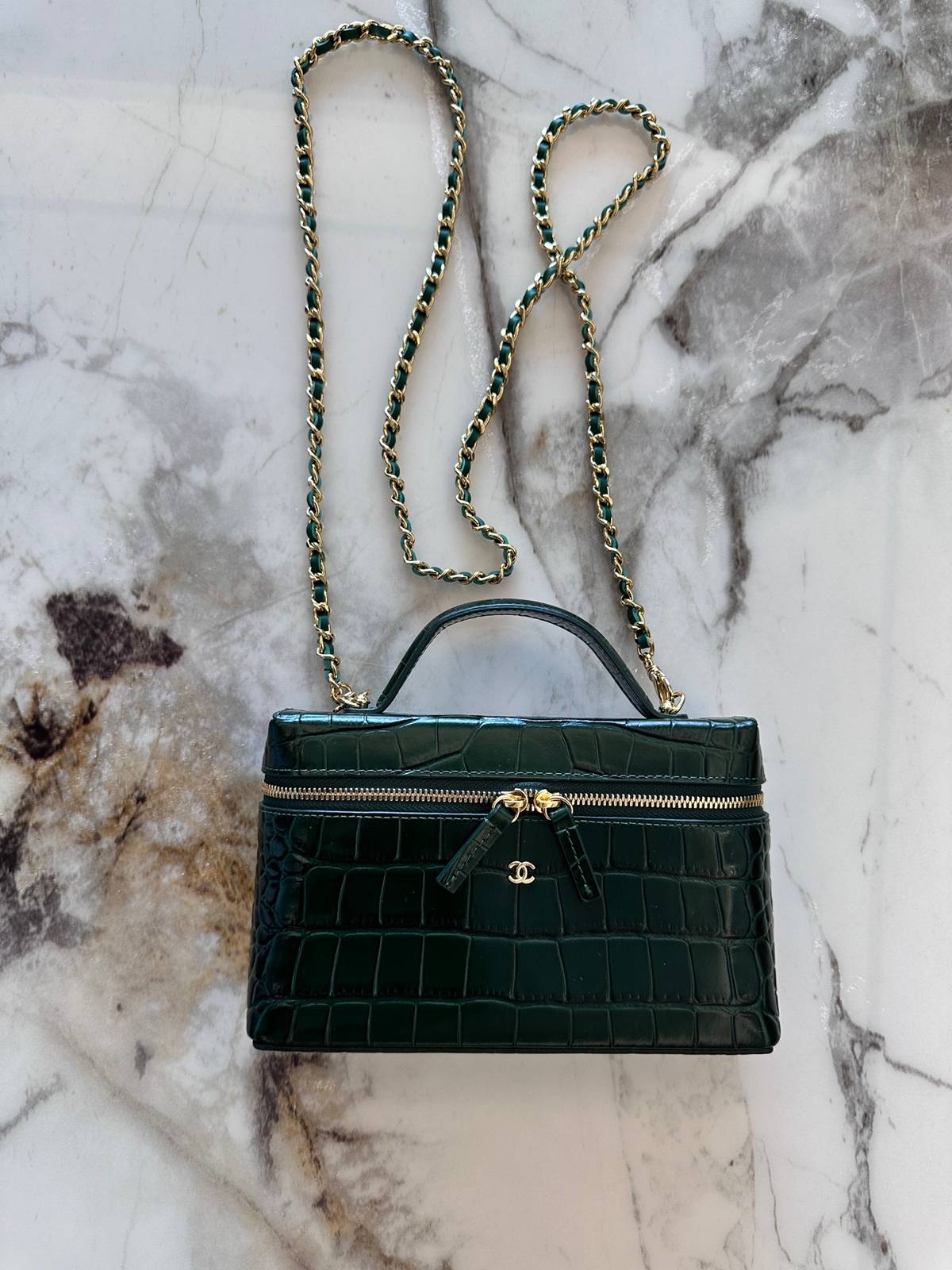 シャネル CHANEL マトラッセ キャビアスキン バニティバッグ ブラック ゴールド金具 レディース - 画像 4