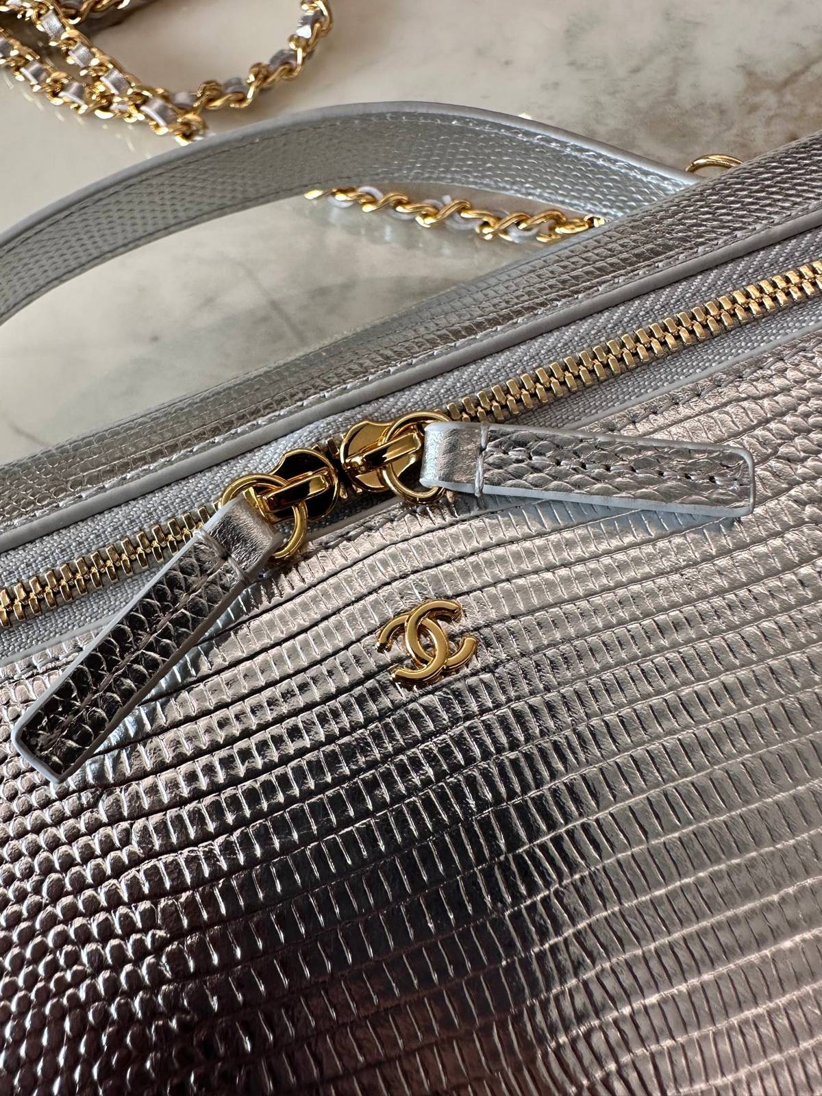 シャネル CHANEL マトラッセ キャビアスキン チェーンショルダーバッグ ゴールド金具 レディース ブラック - 画像 4