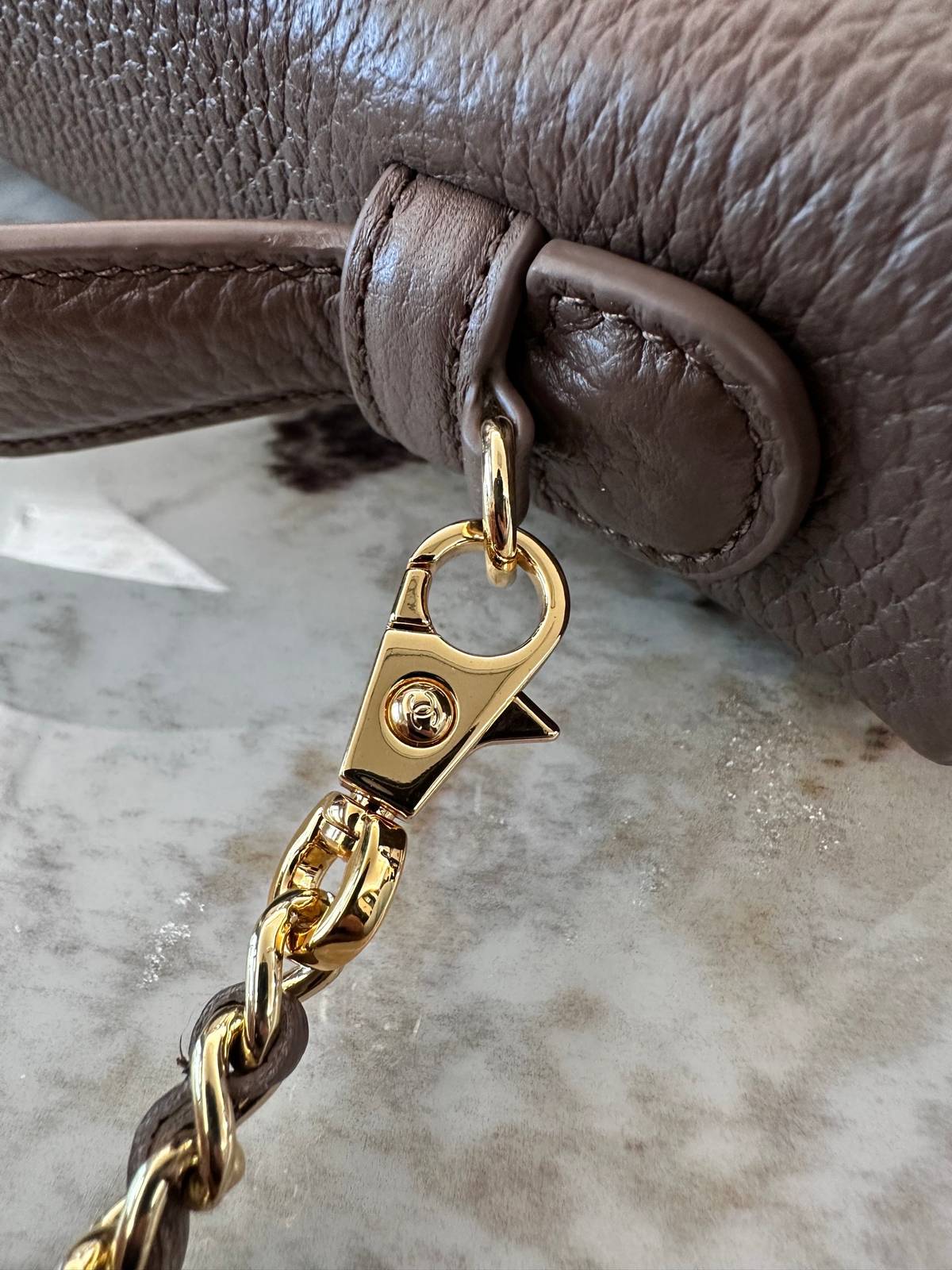 シャネル CHANEL マトラッセ バニティバッグ キャビアスキン ゴールド金具 レザー編み込みチェーン ブラック - 画像 6