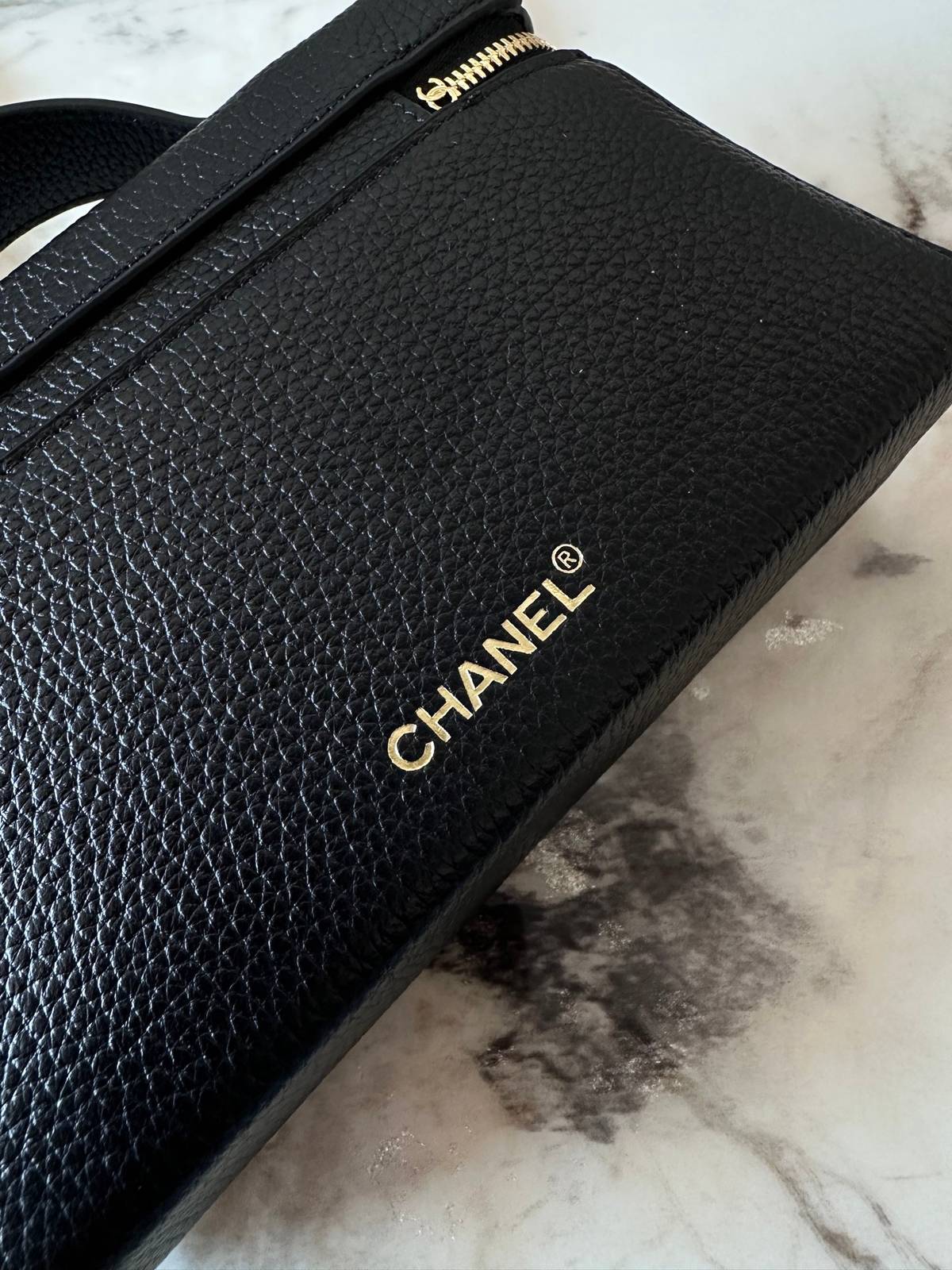 シャネル CHANEL マトラッセ バニティバッグ キャビアスキン ゴールド金具 レザー編み込みチェーン ファスナー開閉 - 画像 6
