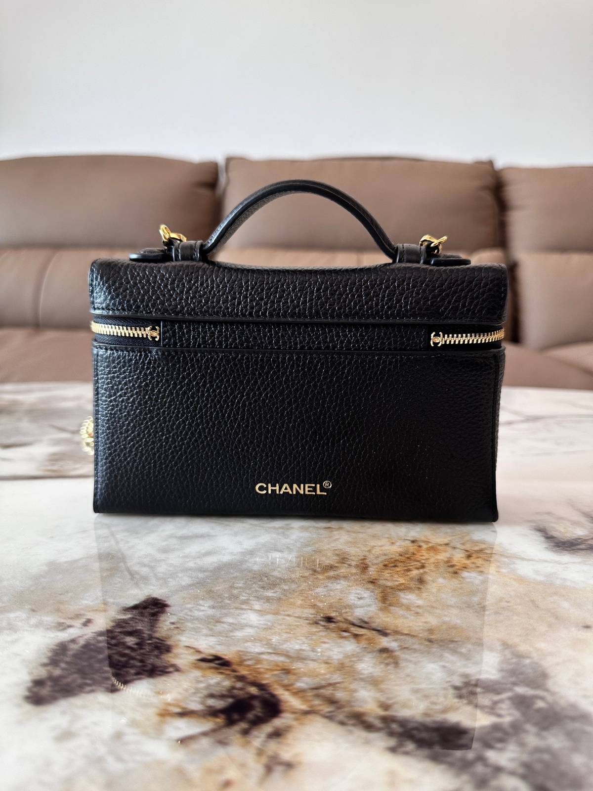 シャネル CHANEL マトラッセ バニティバッグ キャビアスキン ゴールド金具 レザー編み込みチェーン ファスナー開閉 - 画像 7
