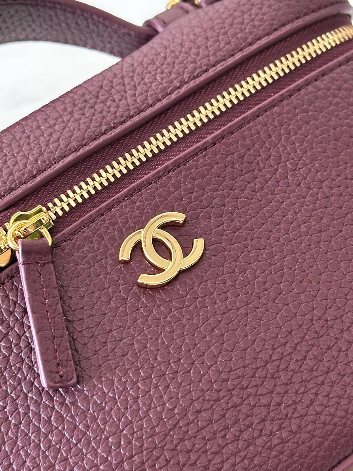 シャネル CHANEL マトラッセ バニティバッグ キャビアスキン ゴールド金具 レザー編み込みチェーン ファスナー開閉 - 画像 15