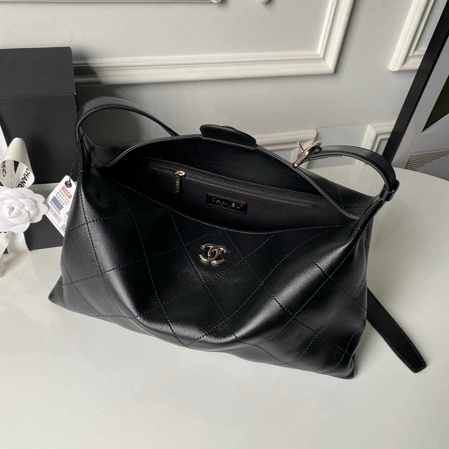 シャネル CHANEL マトラッセ ラムスキン フラップバッグ ゴールド金具 ターンロック レザー編み込みチェーン ブラ - 画像 4
