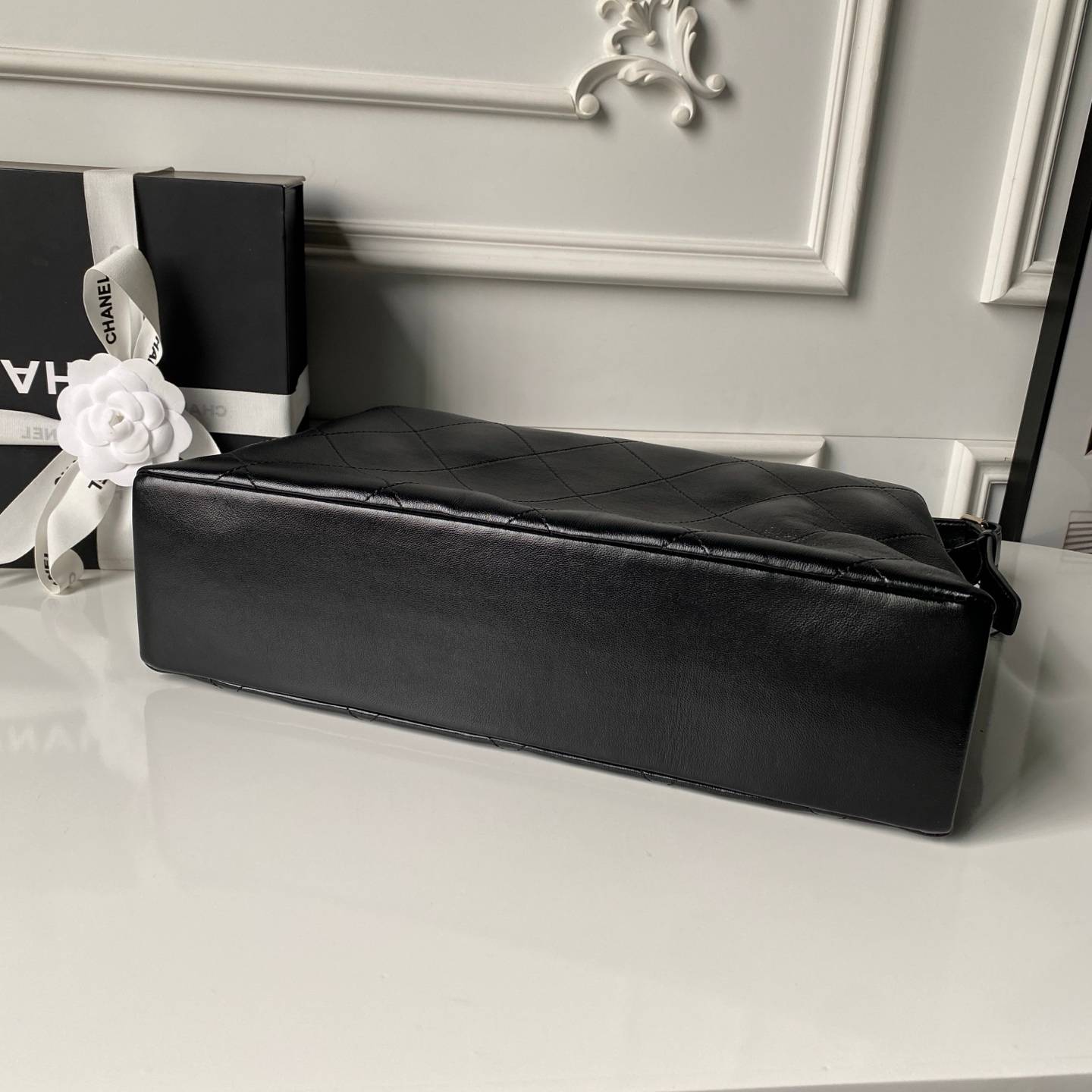 シャネル CHANEL マトラッセ ラムスキン フラップバッグ ゴールド金具 ターンロック レザー編み込みチェーン ブラ - 画像 5