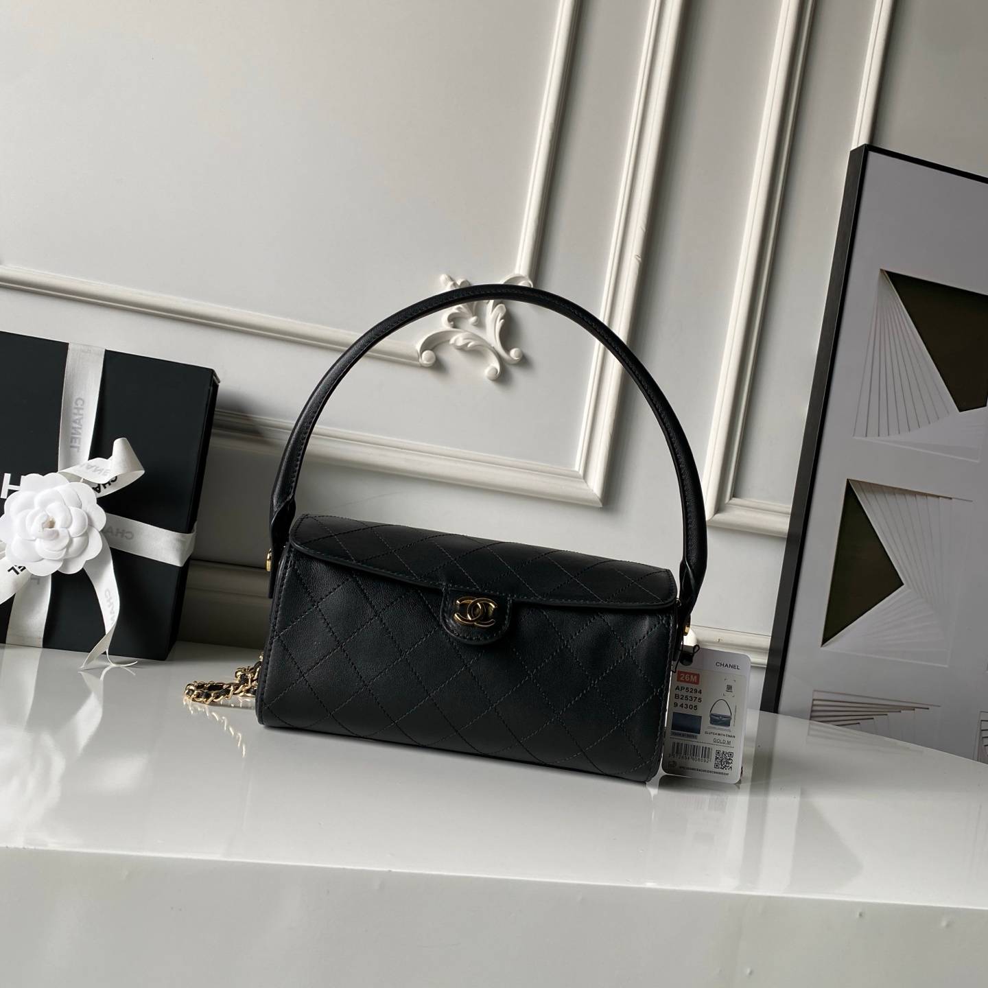 シャネル CHANEL マトラッセ ラムスキン チェーンショルダーバッグ ゴールド金具 ターンロック レディース ブラッ