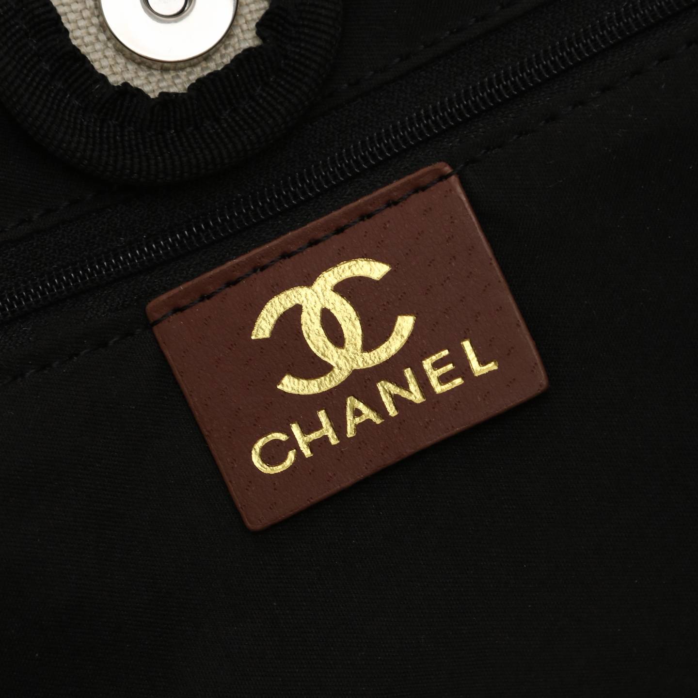 シャネル CHANEL キャビアスキン マトラッセ チェーンショルダーバッグ ブラック ホワイト ベージュ ピンク レッ - 画像 4