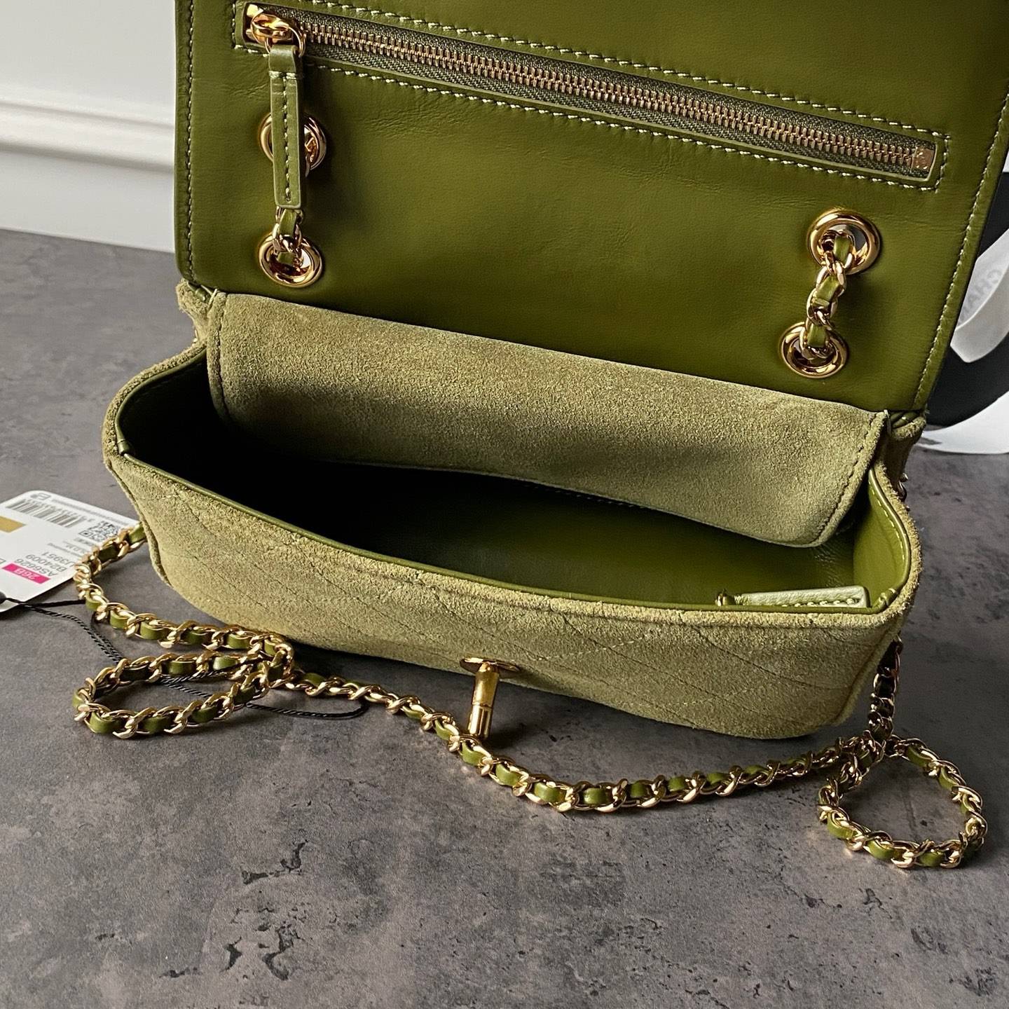 シャネル CHANEL マトラッセ ミニフラップバッグ ラムスキン ゴールド金具 レザー編み込みチェーン ミニバッグ レ - 画像 4