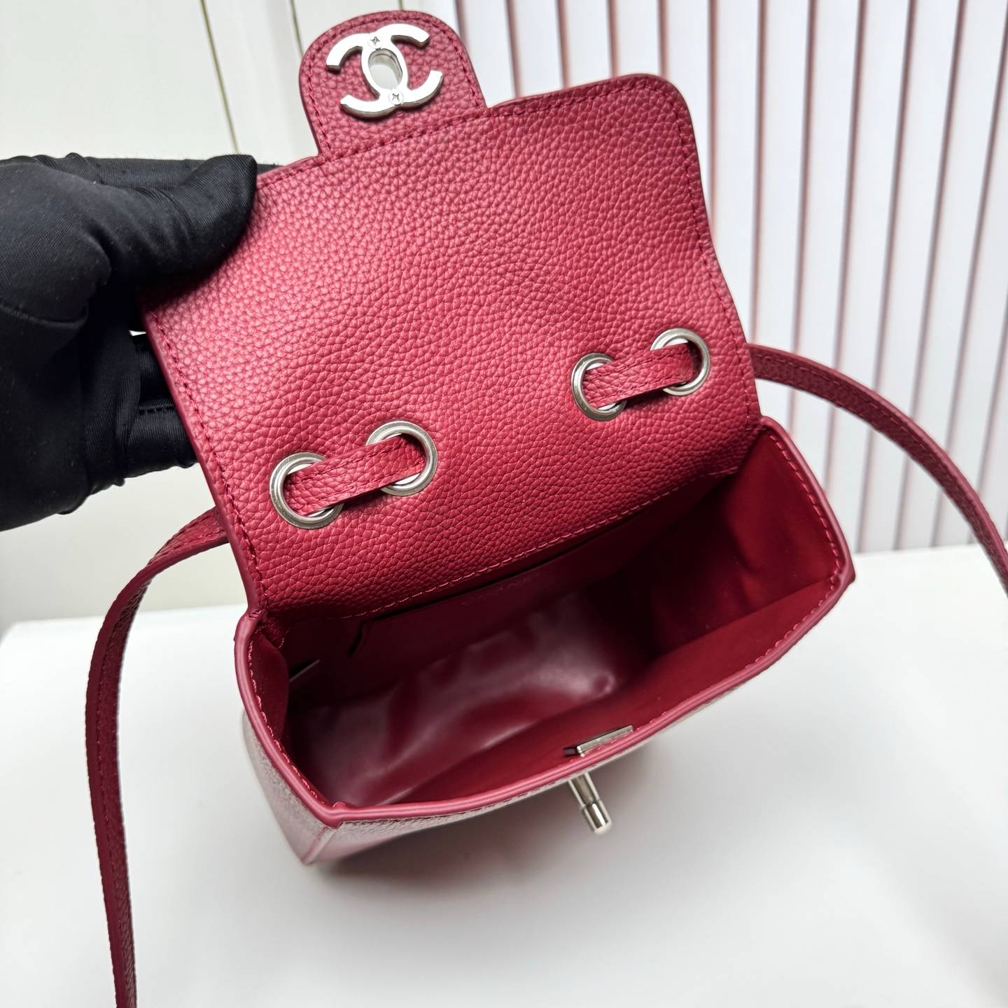 シャネル CHANEL 6228 マトラッセ フラップバッグ キャビアスキン シルバー金具 レザー編み込みチェーン 2W - 画像 2
