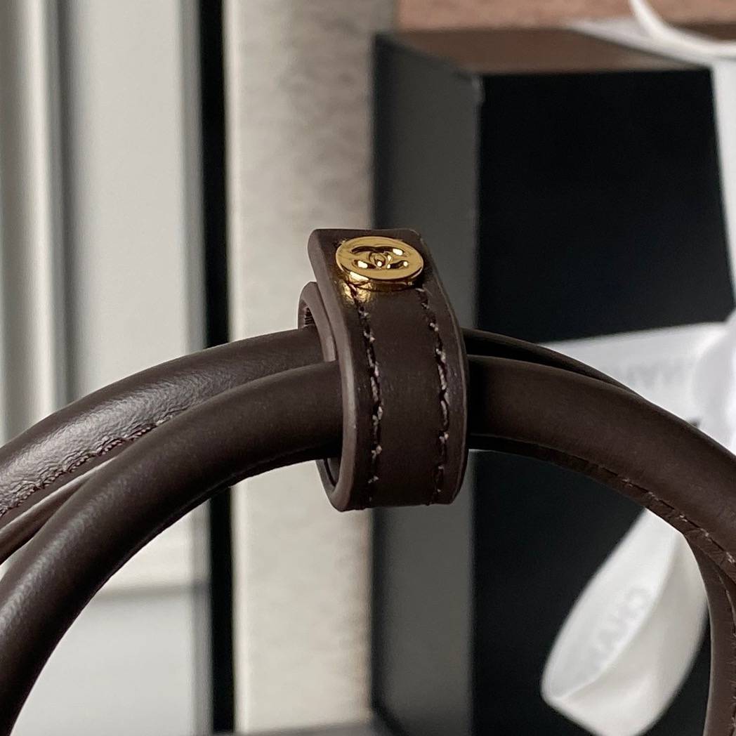 シャネル CHANEL ミニマトラッセ ラムスキン ポシェット ゴールド金具 トップハンドル付き 2WAY レディース - 画像 4