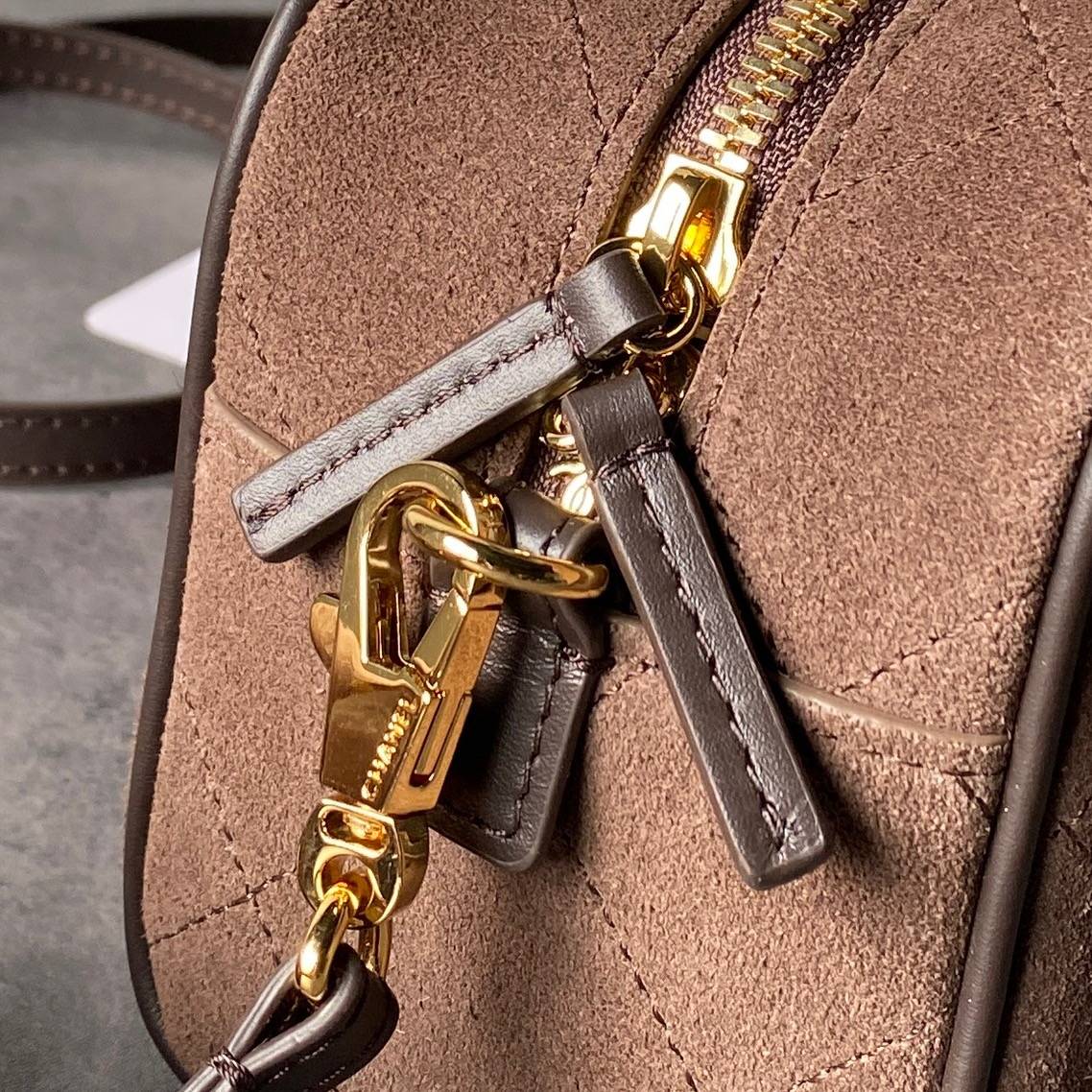 シャネル CHANEL ミニマトラッセ ラムスキン ポシェット ゴールド金具 トップハンドル付き 2WAY レディース - 画像 7