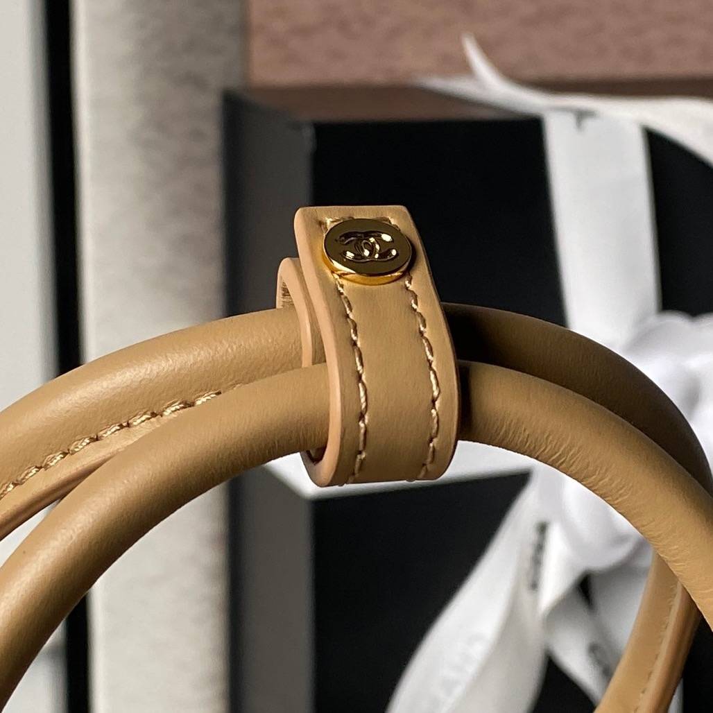 シャネル CHANEL ミニマトラッセ ラムスキン ポシェット ゴールド金具 トップハンドル付き 2WAY レディース - 画像 13