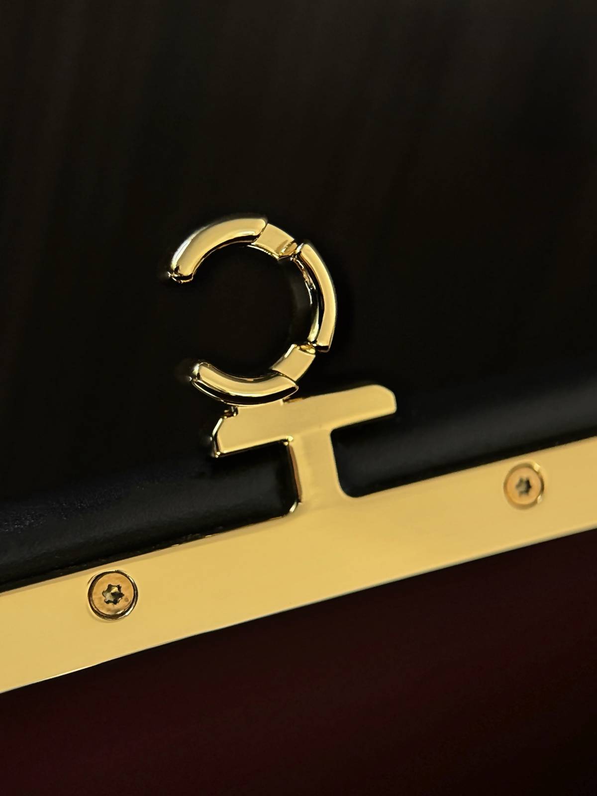 シャネル CHANEL マトラッセ ラムスキン チェーンショルダーバッグ ゴールド金具 ブラック レディース - 画像 4