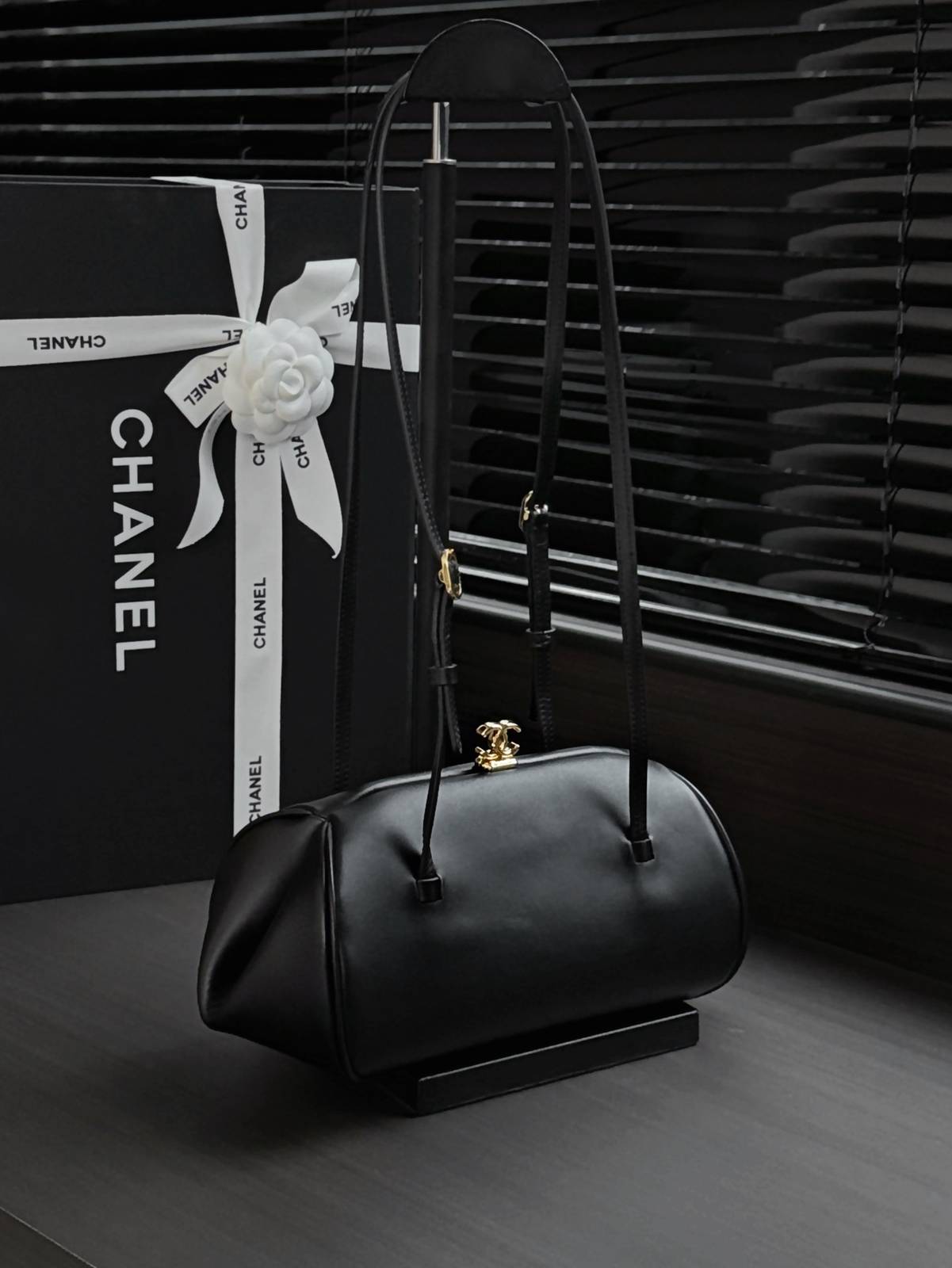 シャネル CHANEL マトラッセ ラムスキン チェーンショルダーバッグ ゴールド金具 ブラック レディース - 画像 10