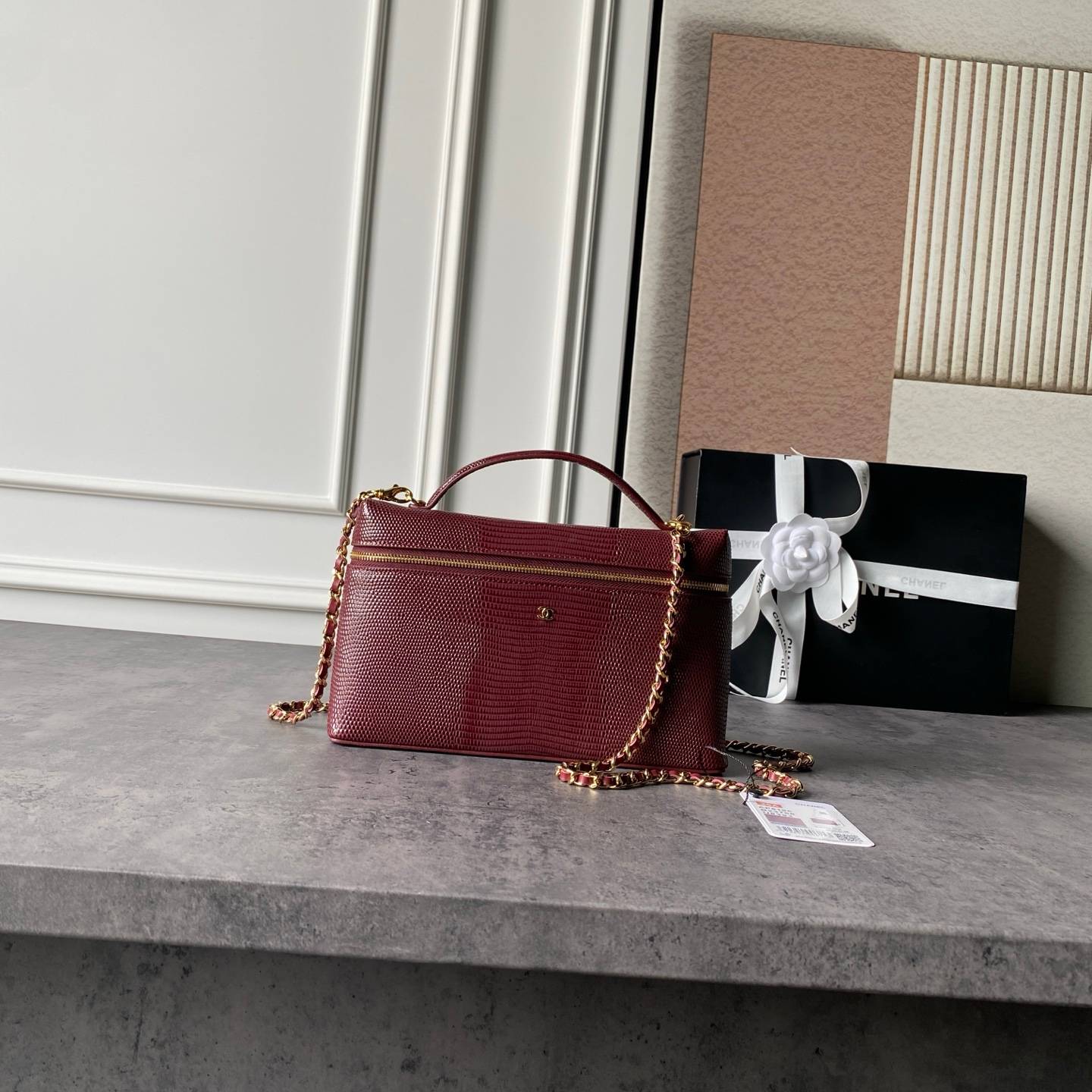 シャネル CHANEL マトラッセ キャビアスキン バニティバッグ ゴールド金具 レザー編み込みチェーン レディース - 画像 10