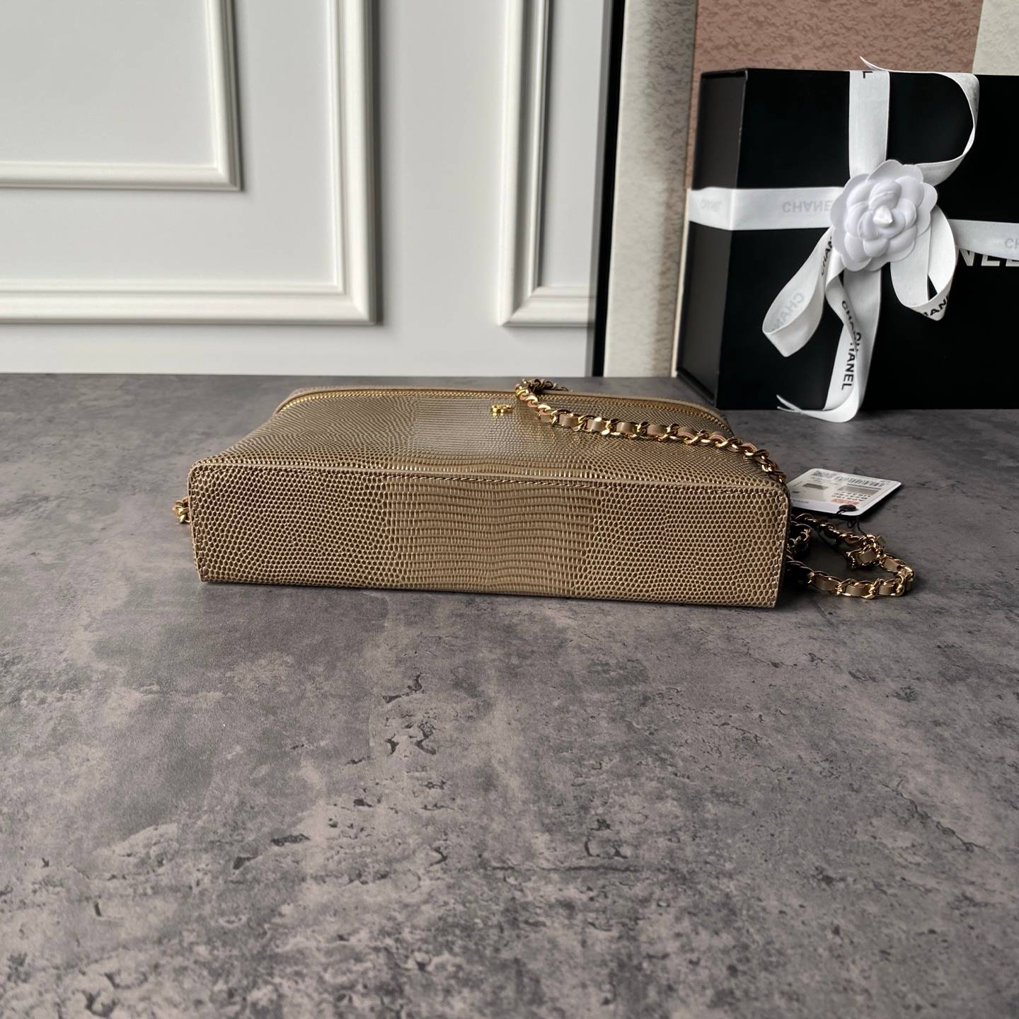 シャネル CHANEL マトラッセ キャビアスキン バニティバッグ ゴールド金具 レザー編み込みチェーン レディース - 画像 14